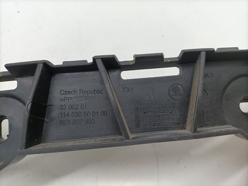 Recambio SKODA OCTAVIA COMBI (5E5) ref. 5E5807393 2
