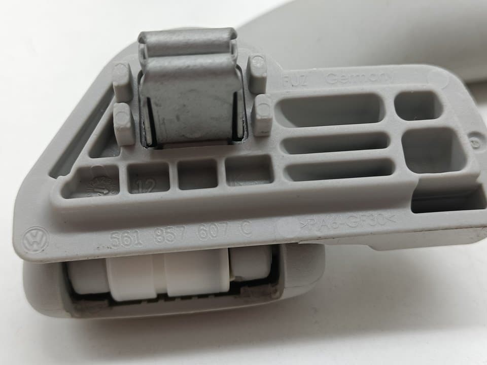 Plastico SKODA OCTAVIA COMBI (5E5) 4