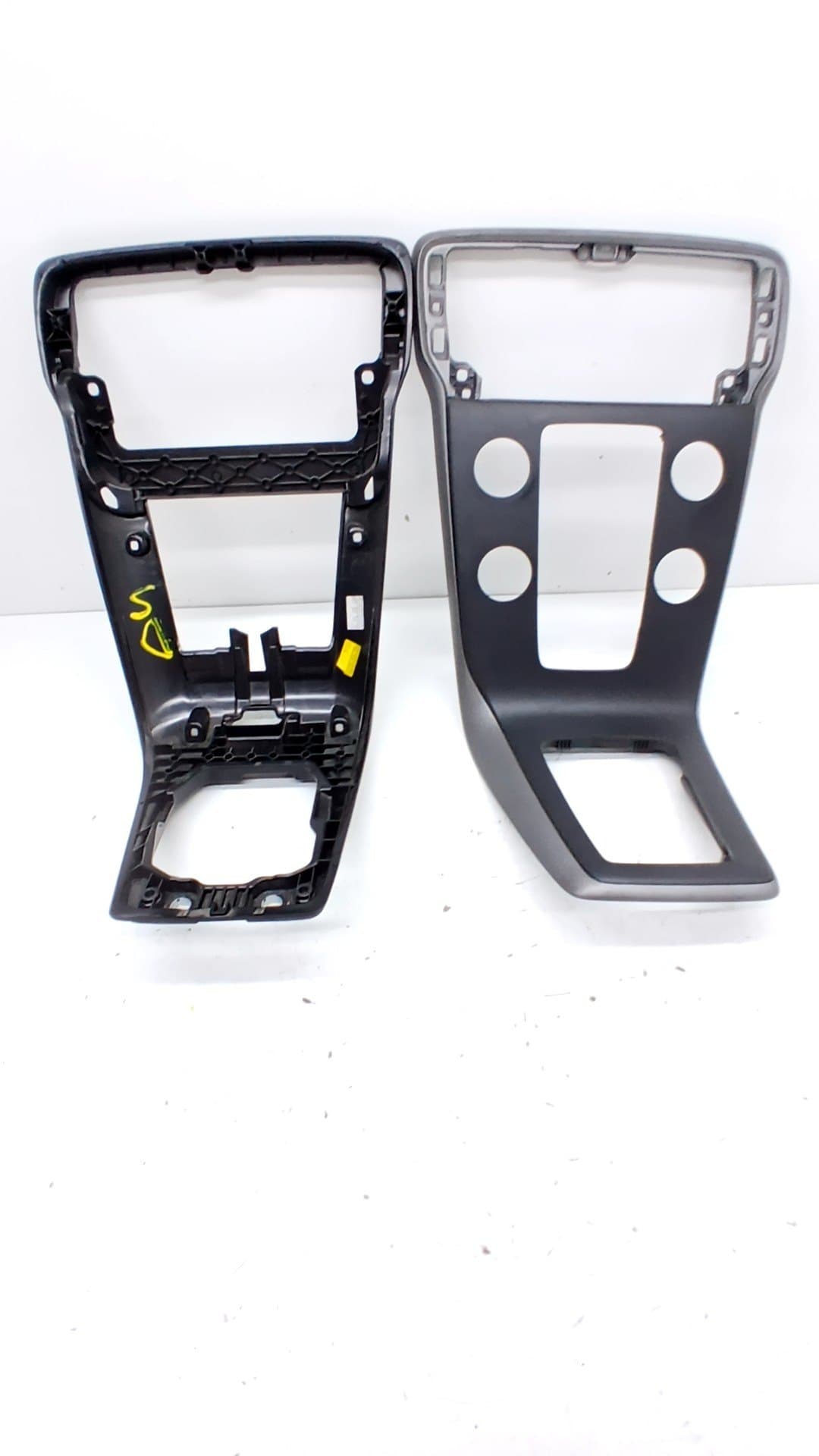Moldura interior VOLVO V40 CROSS COUNTRY 2