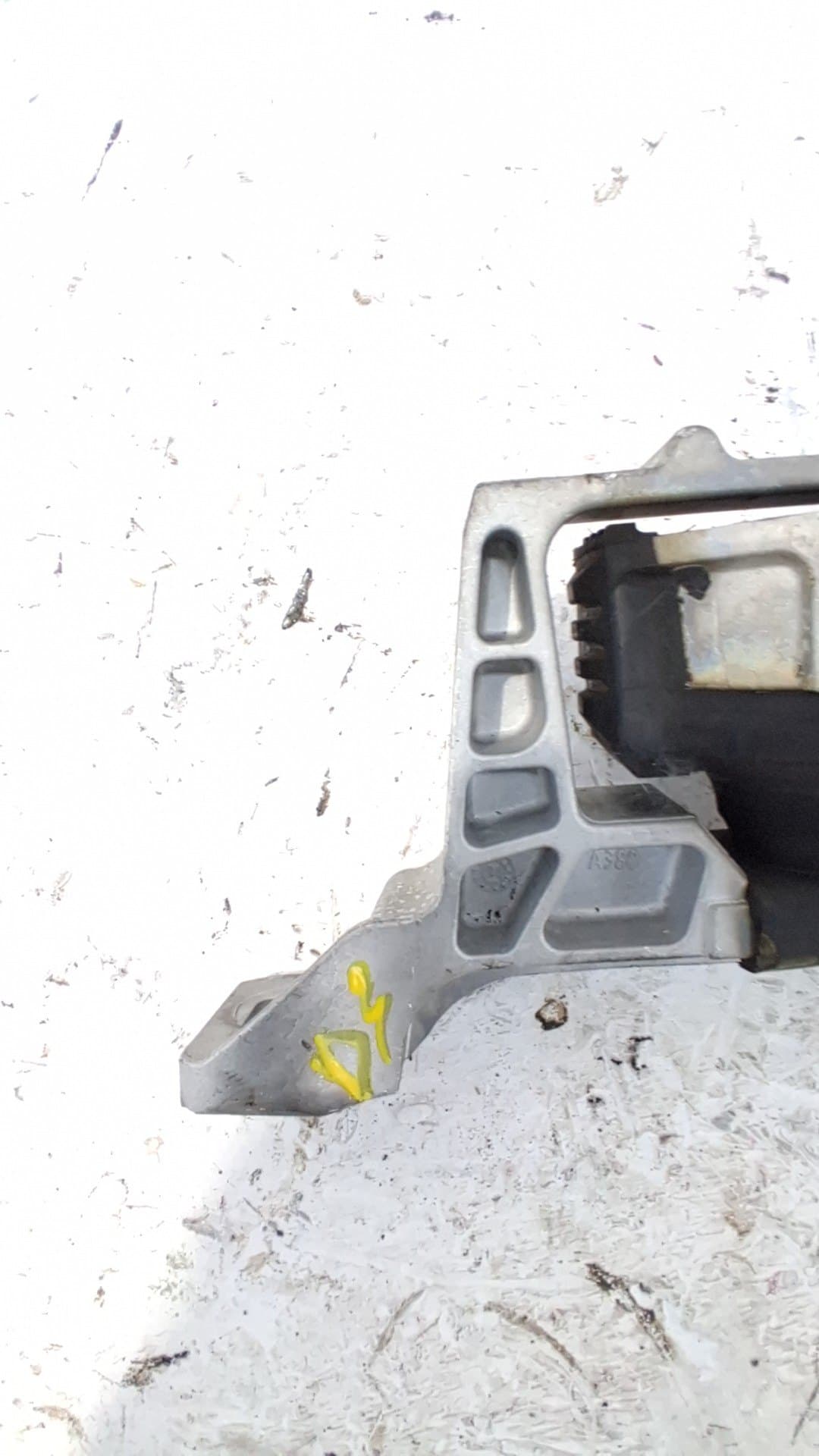 Soporte motor VOLVO V40 CROSS COUNTRY 2