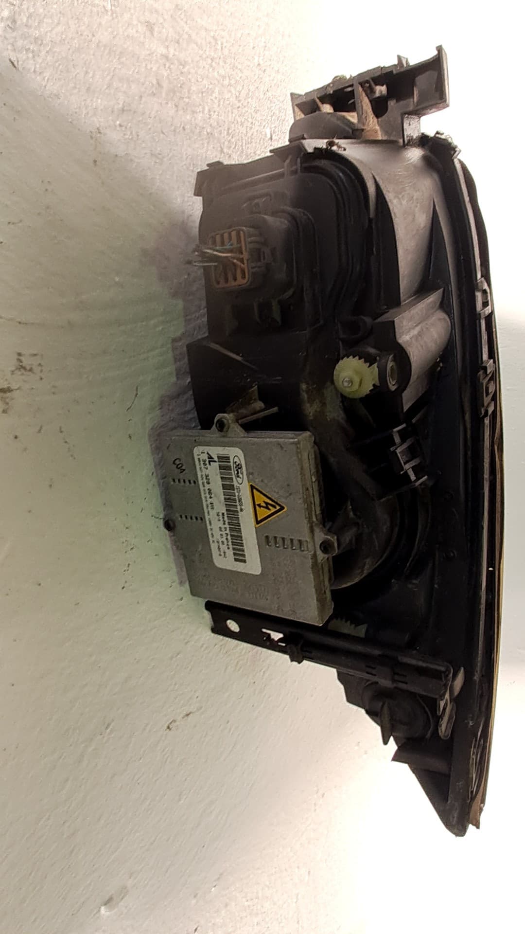 Faro derecho FORD MONDEO BERLINA (GE) 3