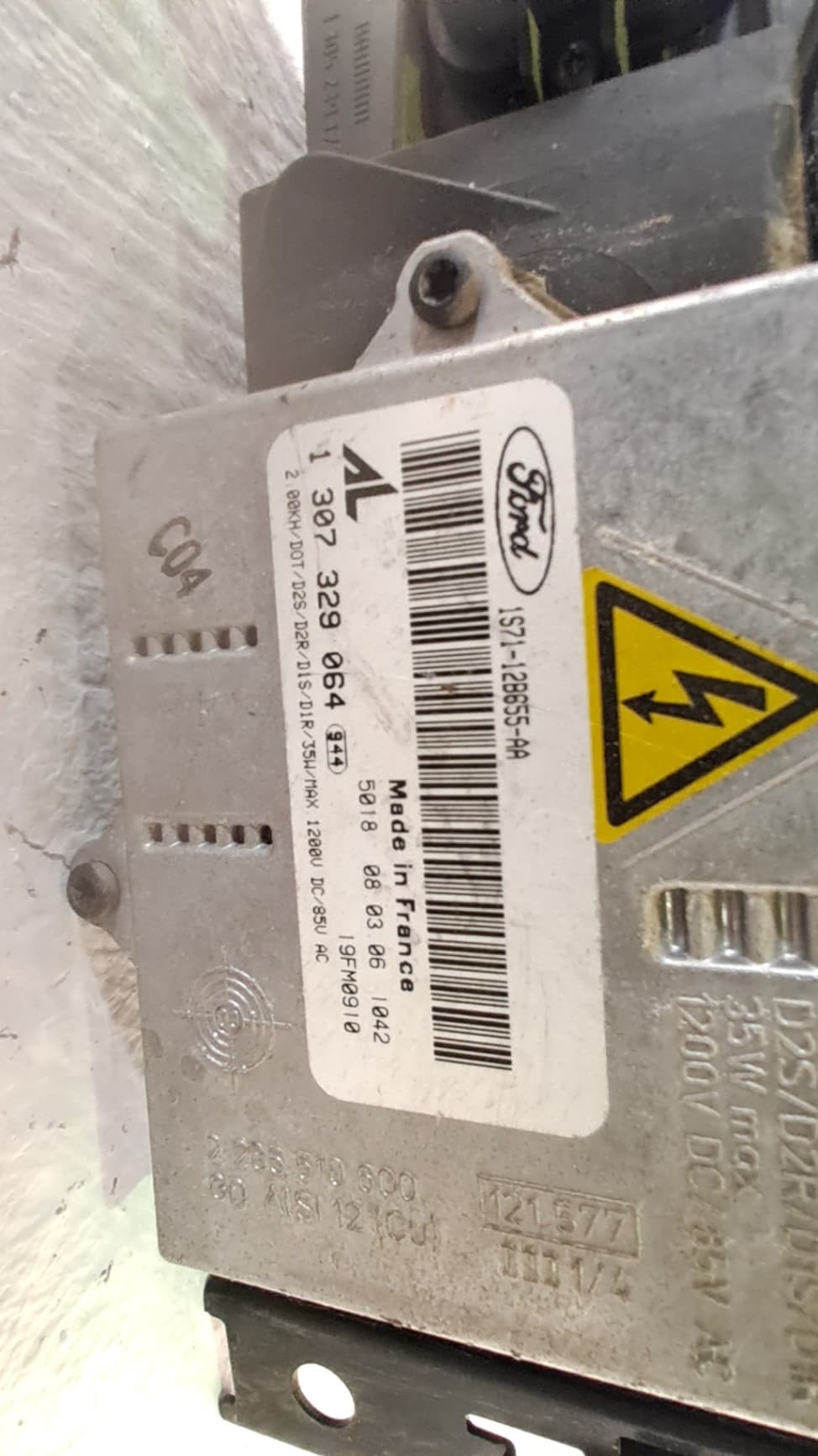 Faro derecho FORD MONDEO BERLINA (GE) 2