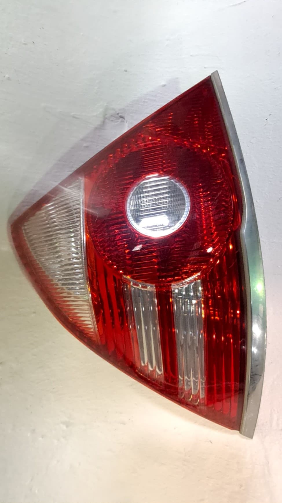 Piloto trasero derecho FORD MONDEO BERLINA (GE)