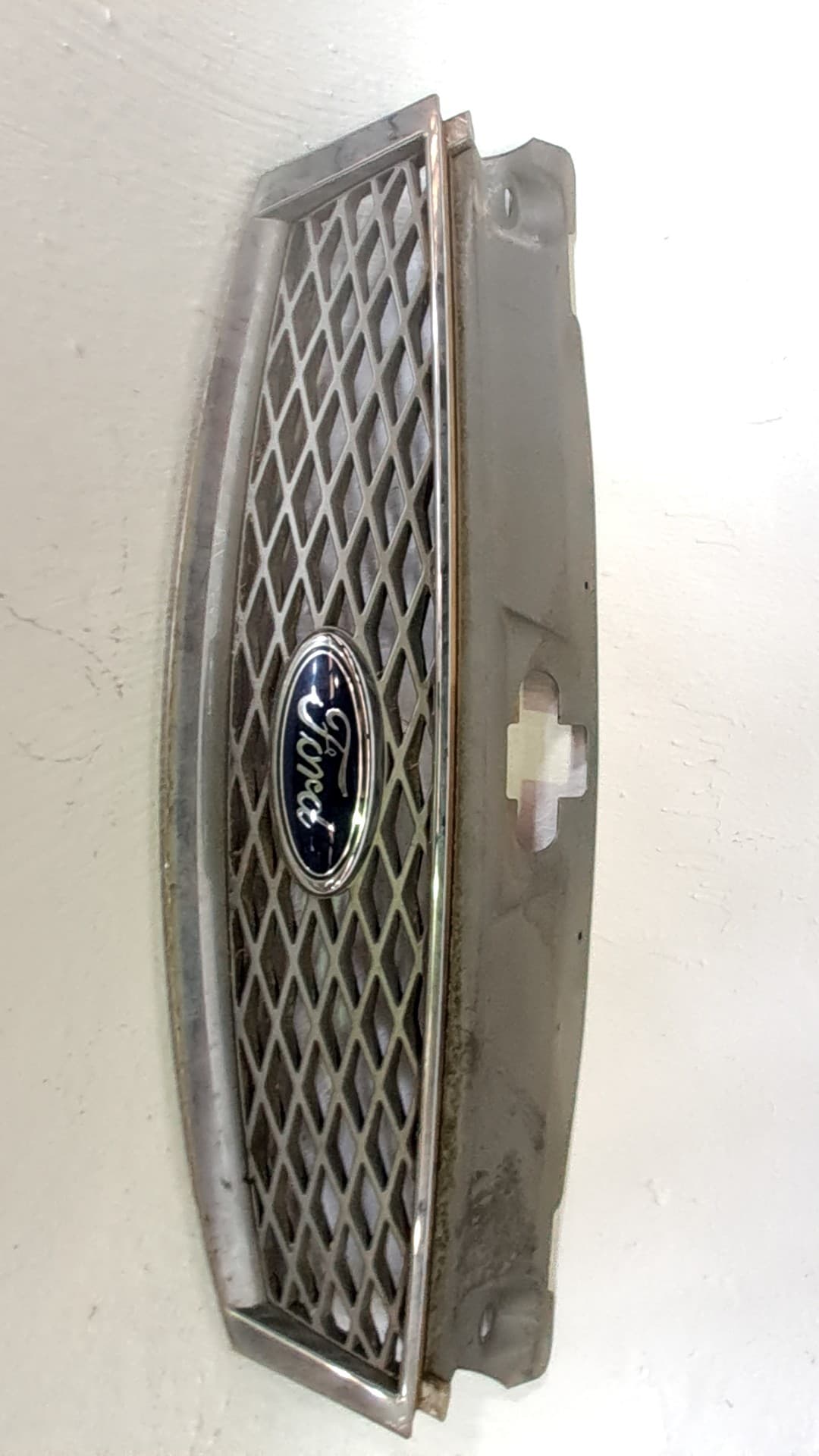 Rejilla delantera FORD MONDEO BERLINA (GE)