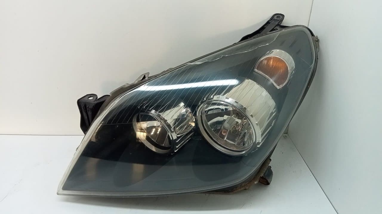 Faro izquierdo OPEL ASTRA H BERLINA 5