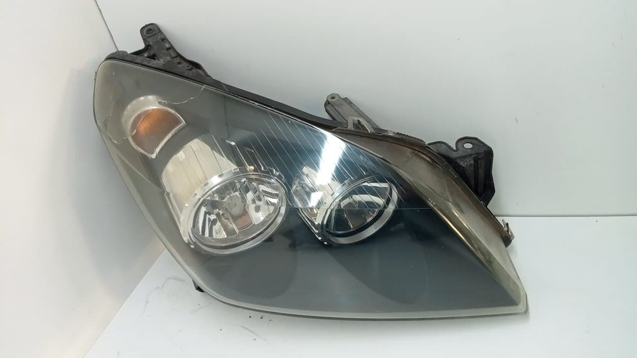 Faro derecho OPEL ASTRA H BERLINA 5