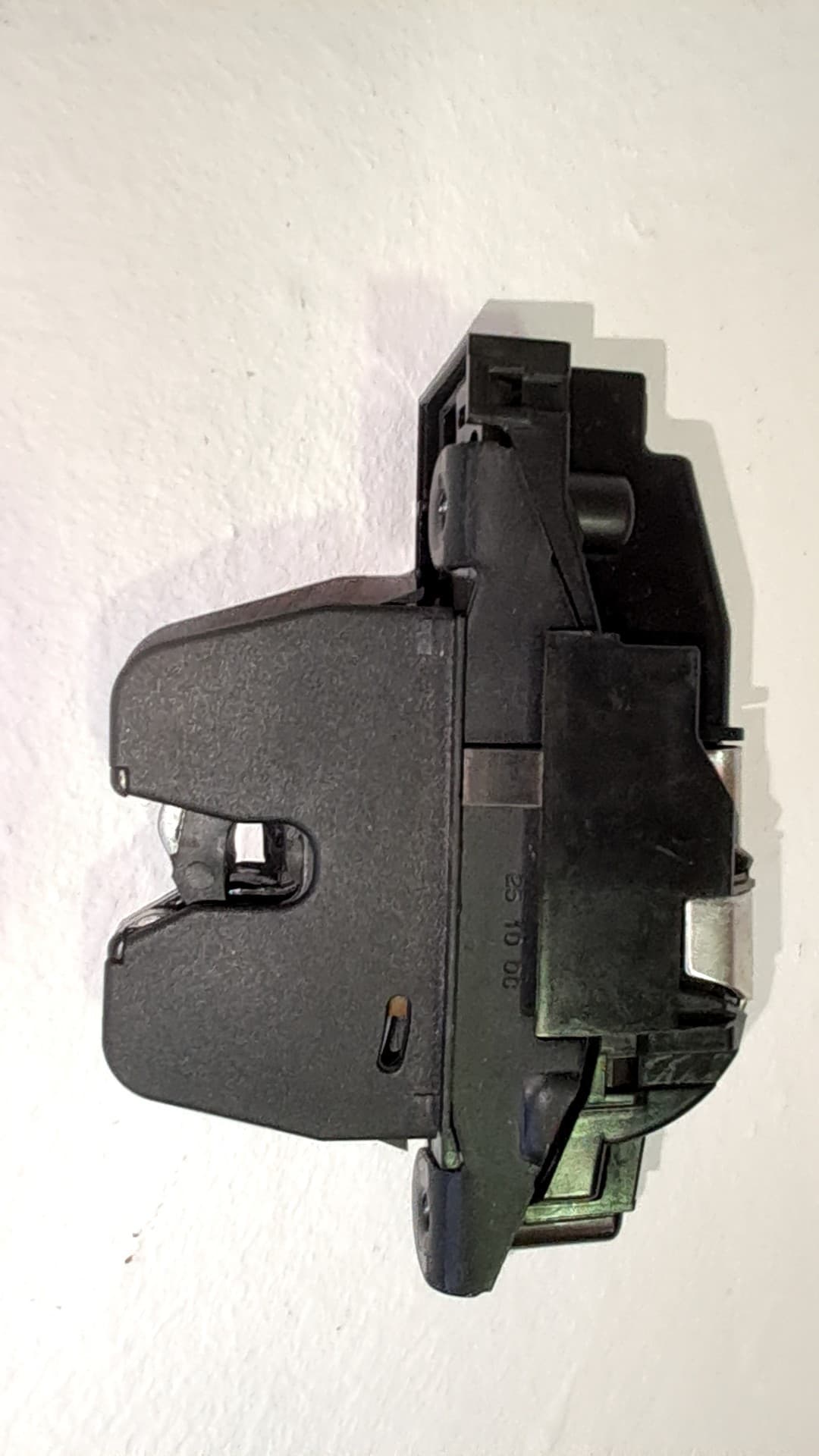 Cerradura maletero / porton PEUGEOT 207 2