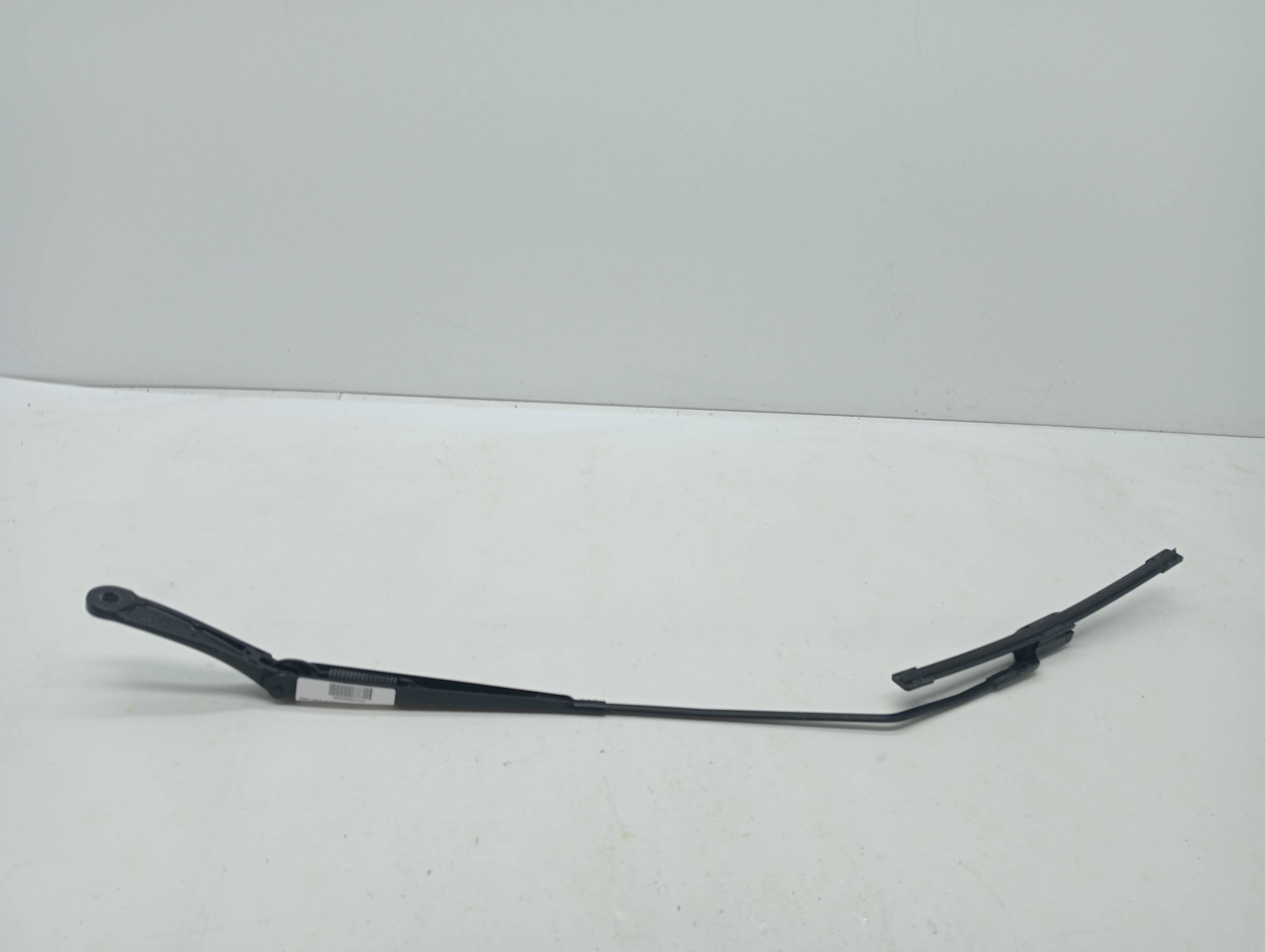 Brazo limpia delantero derecho FORD FIESTA (CE1)