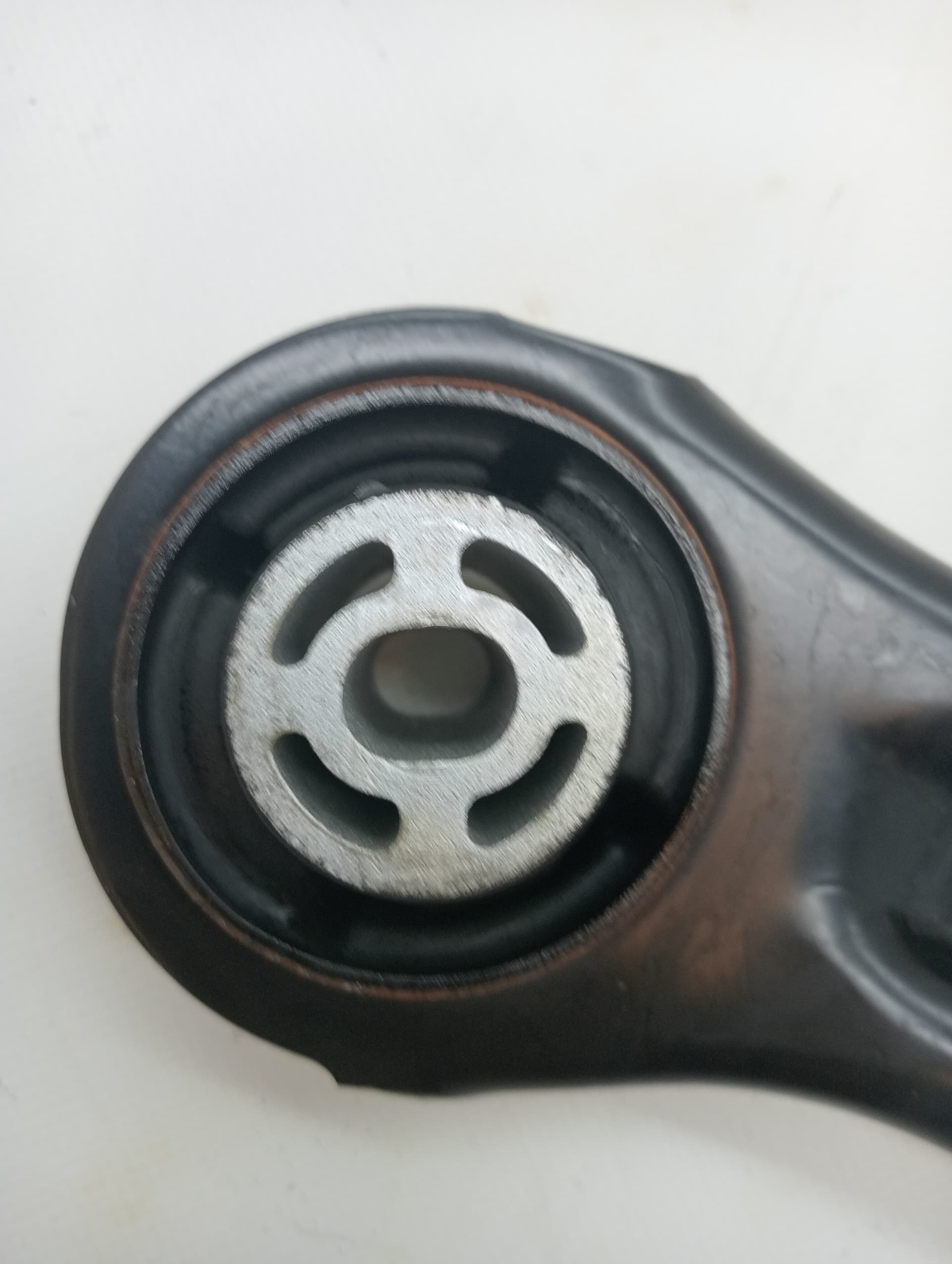 Brazo suspension inferior delantero derecho FORD FIESTA (CE1) 3