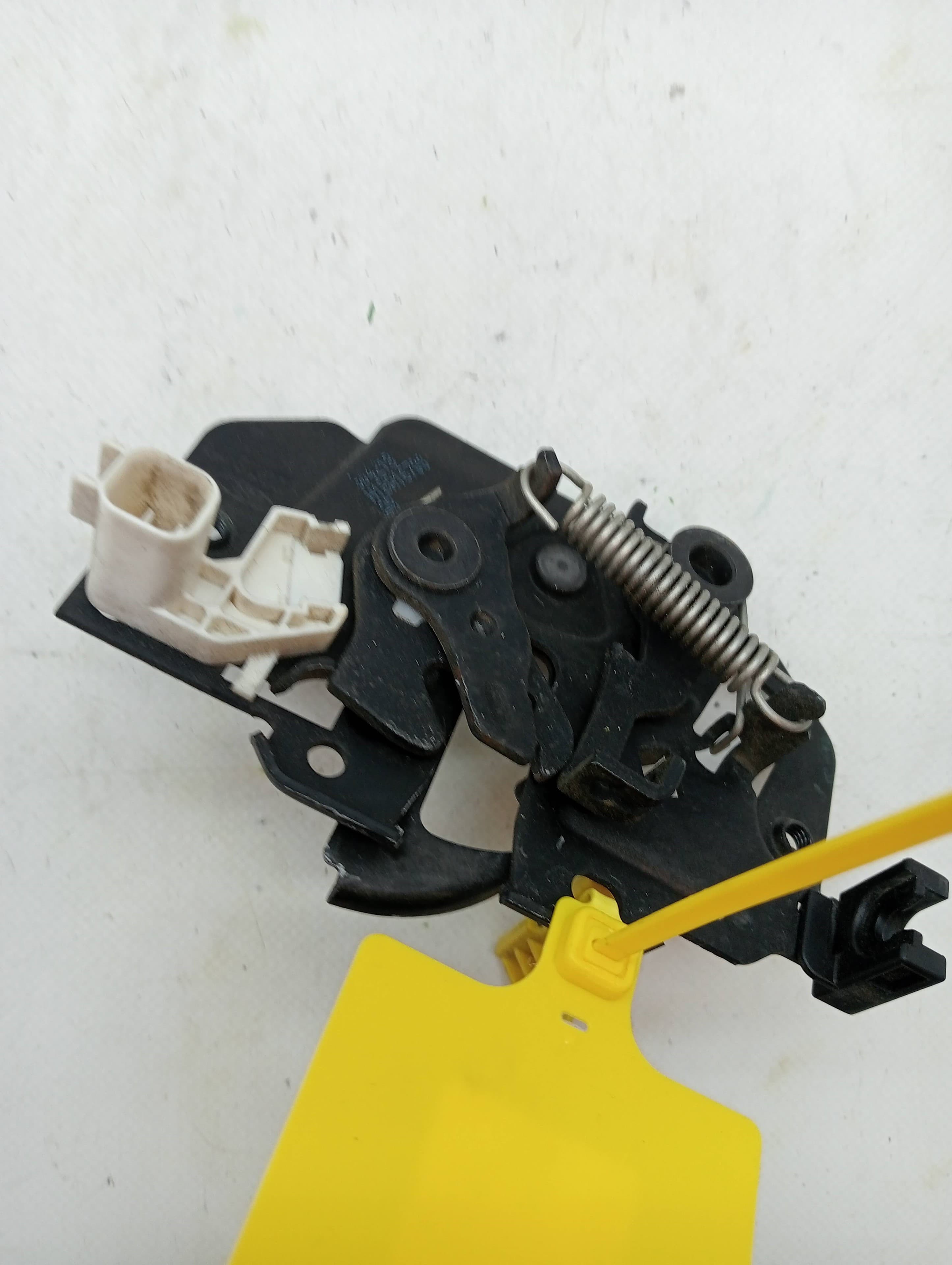 Cerradura capot FORD FIESTA (CE1) 3