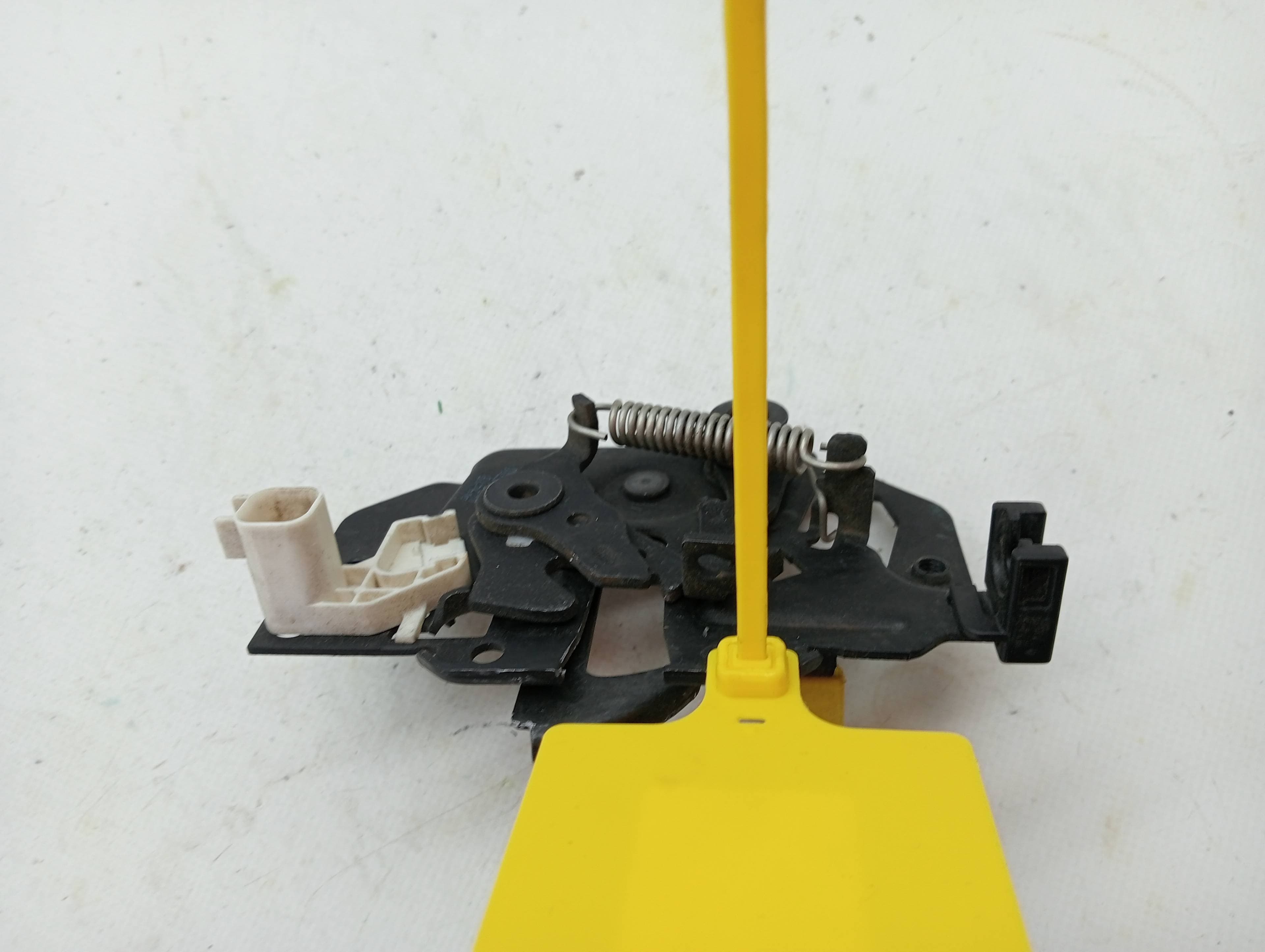 Cerradura capot FORD FIESTA (CE1) 2