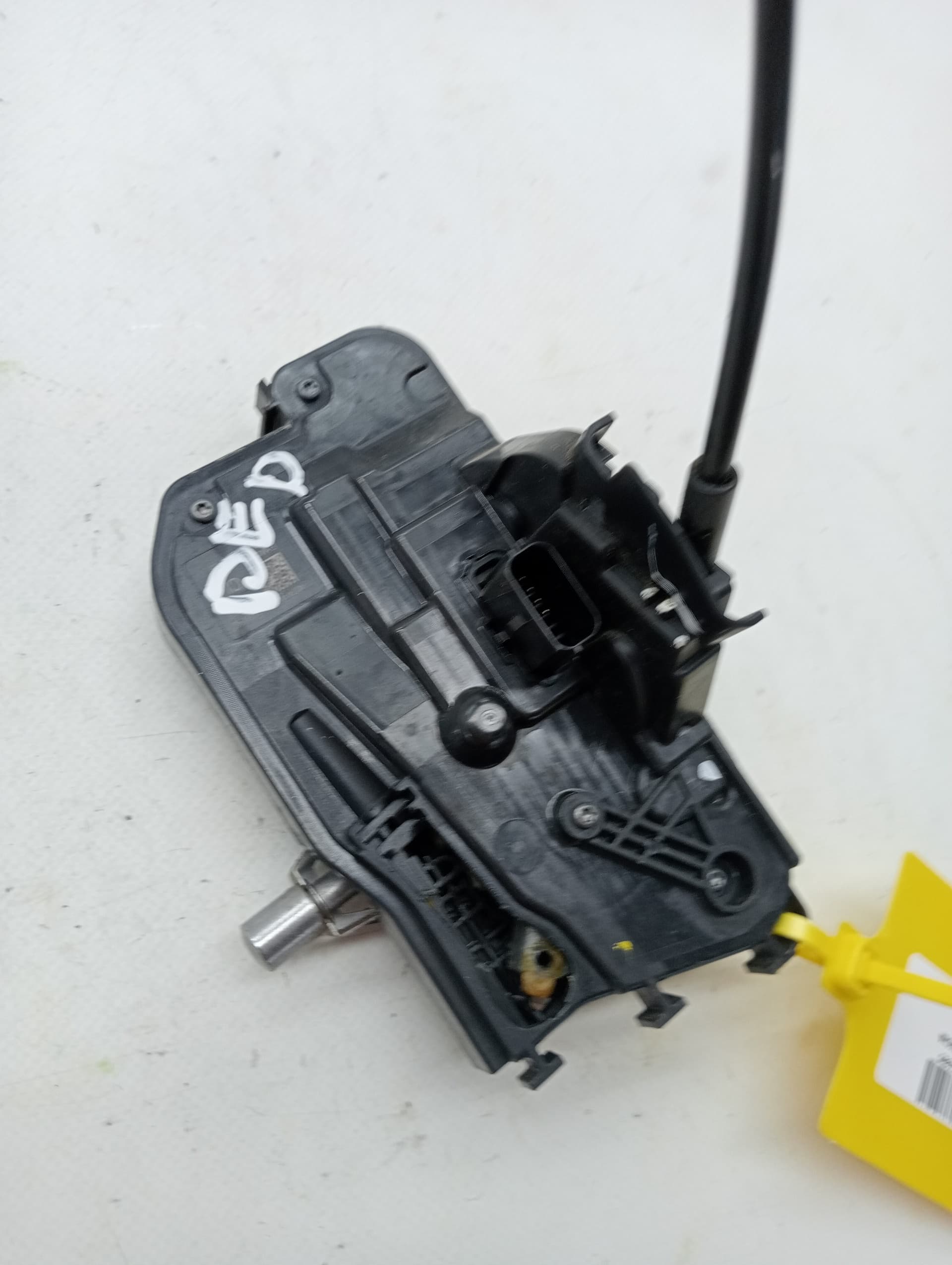 Cerradura puerta delantera derecha FORD FIESTA (CE1) 3