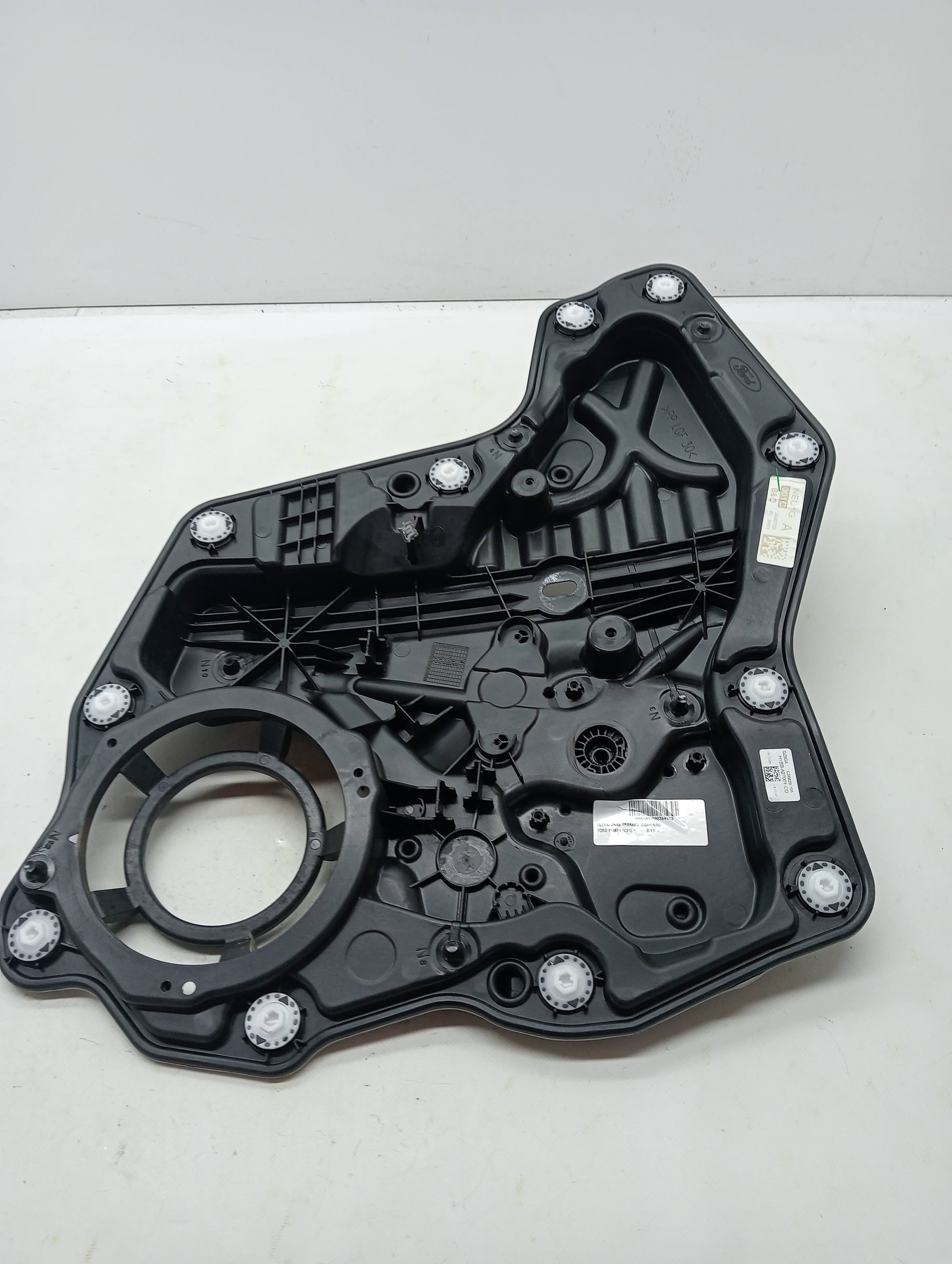 Elevalunas trasero izquierdo FORD FIESTA (CE1)