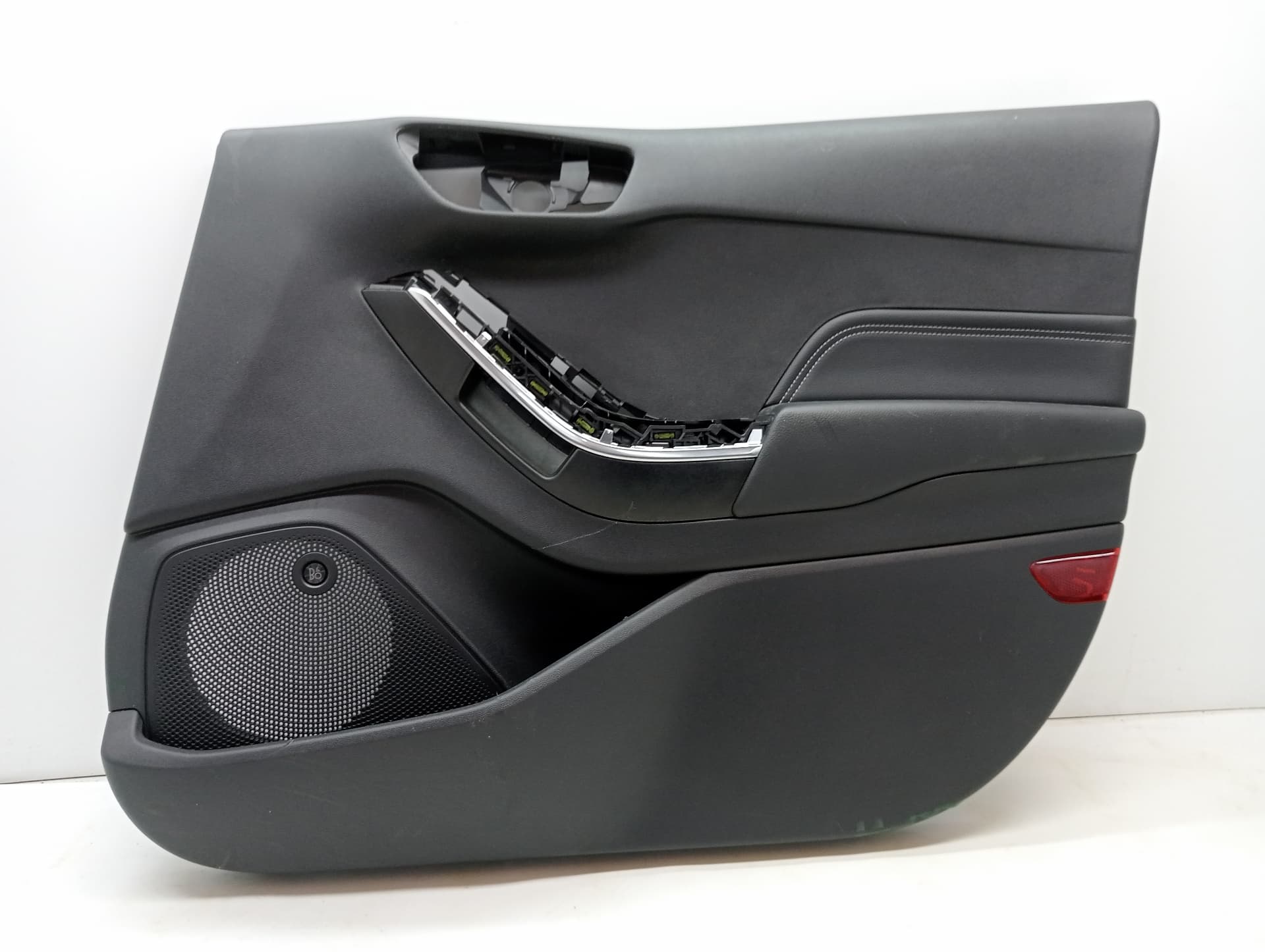 Guarnecido puerta delantera derecha FORD FIESTA (CE1)