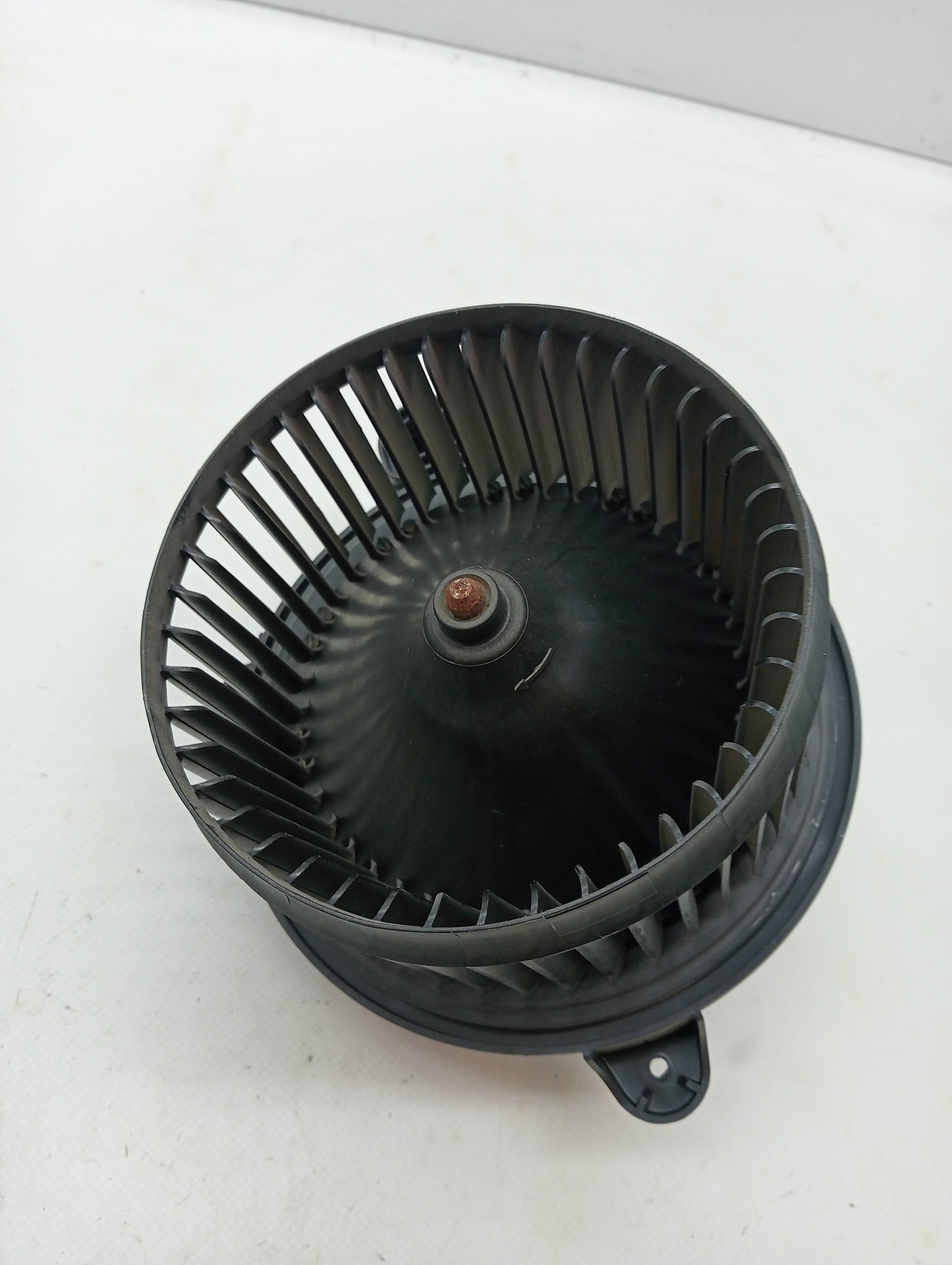 Motor calefaccion FORD FIESTA (CE1) 3