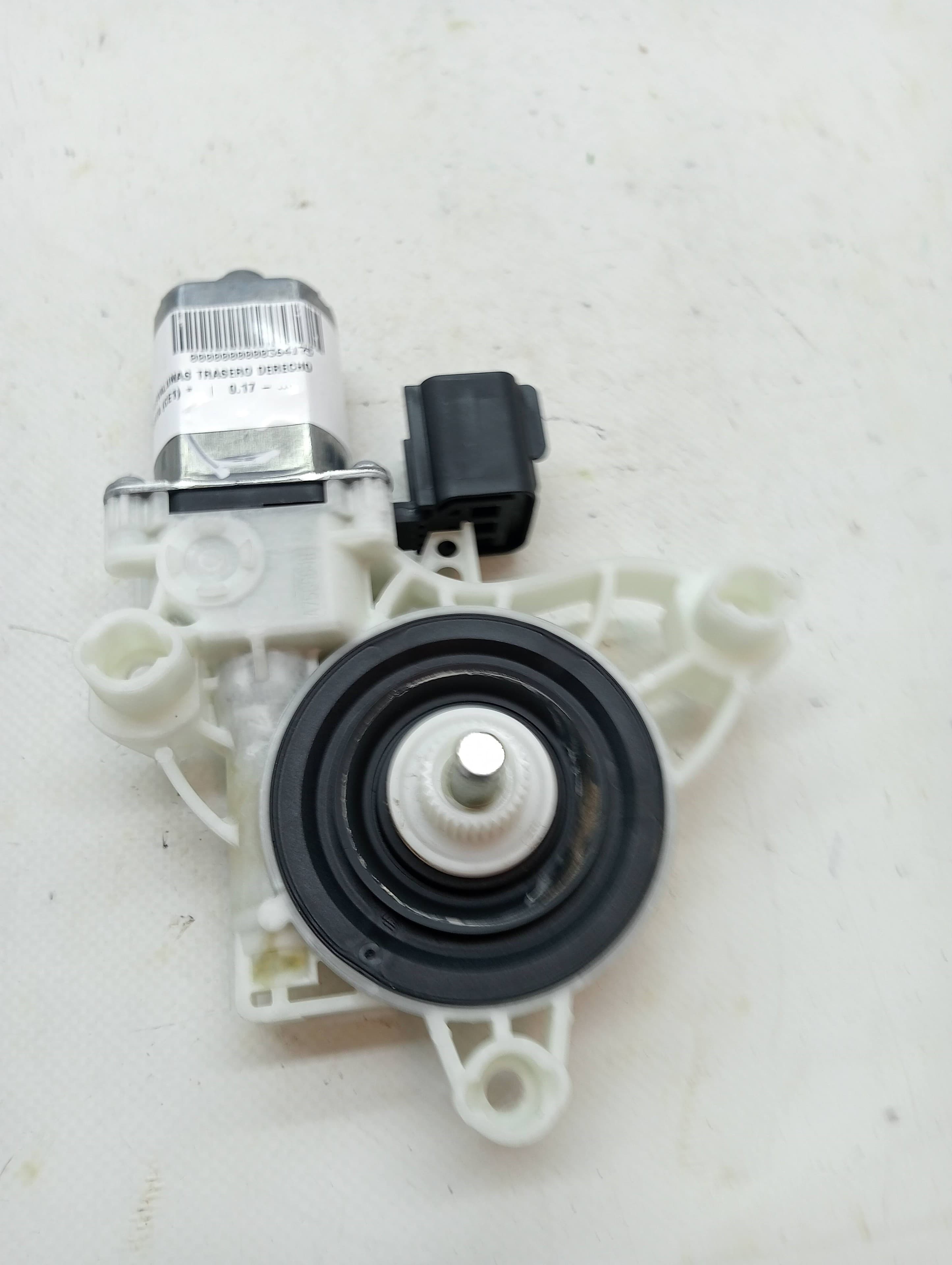 Motor elevalunas trasero derecho FORD FIESTA (CE1)