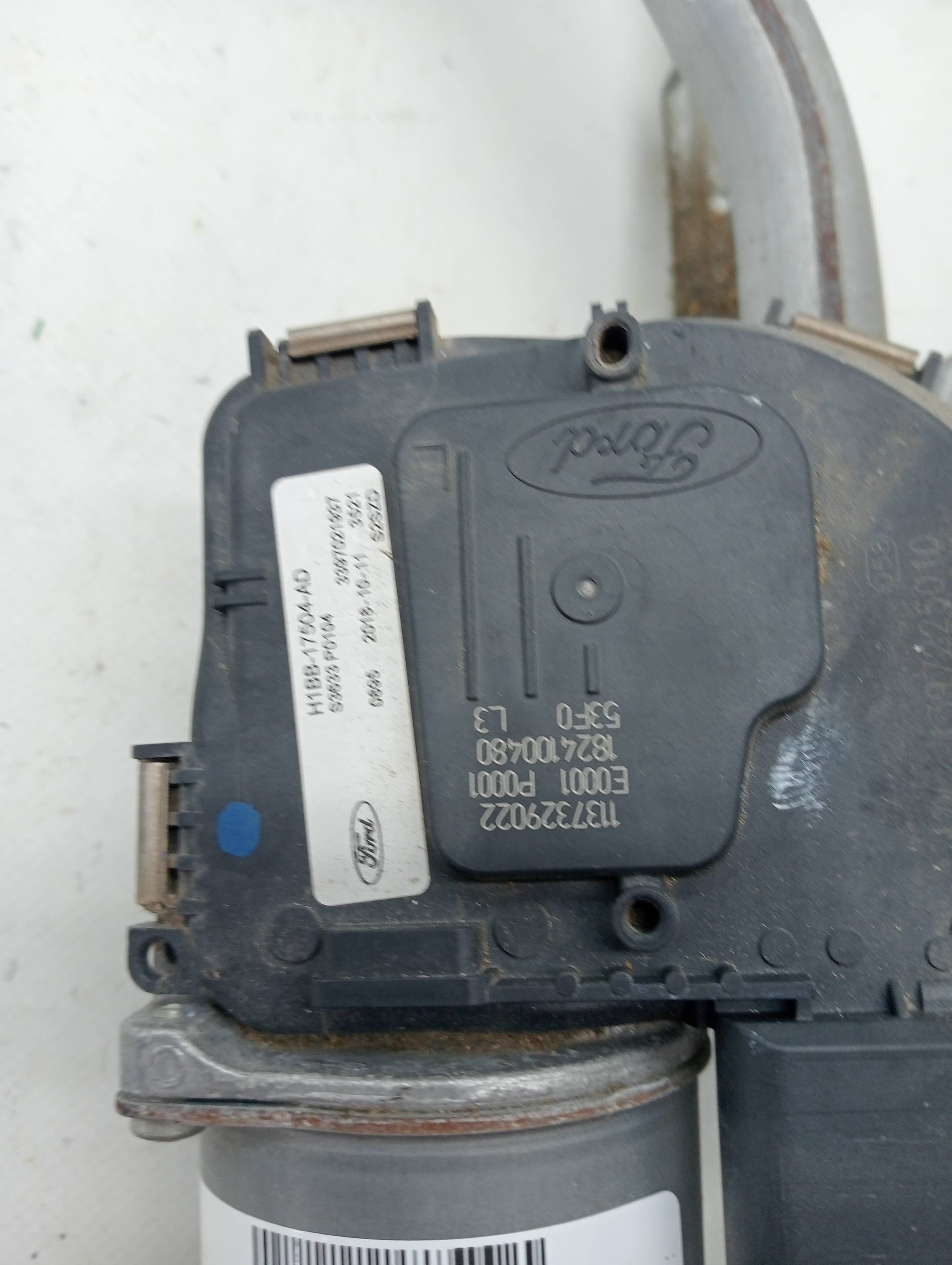 Motor limpia delantero FORD FIESTA (CE1) 3