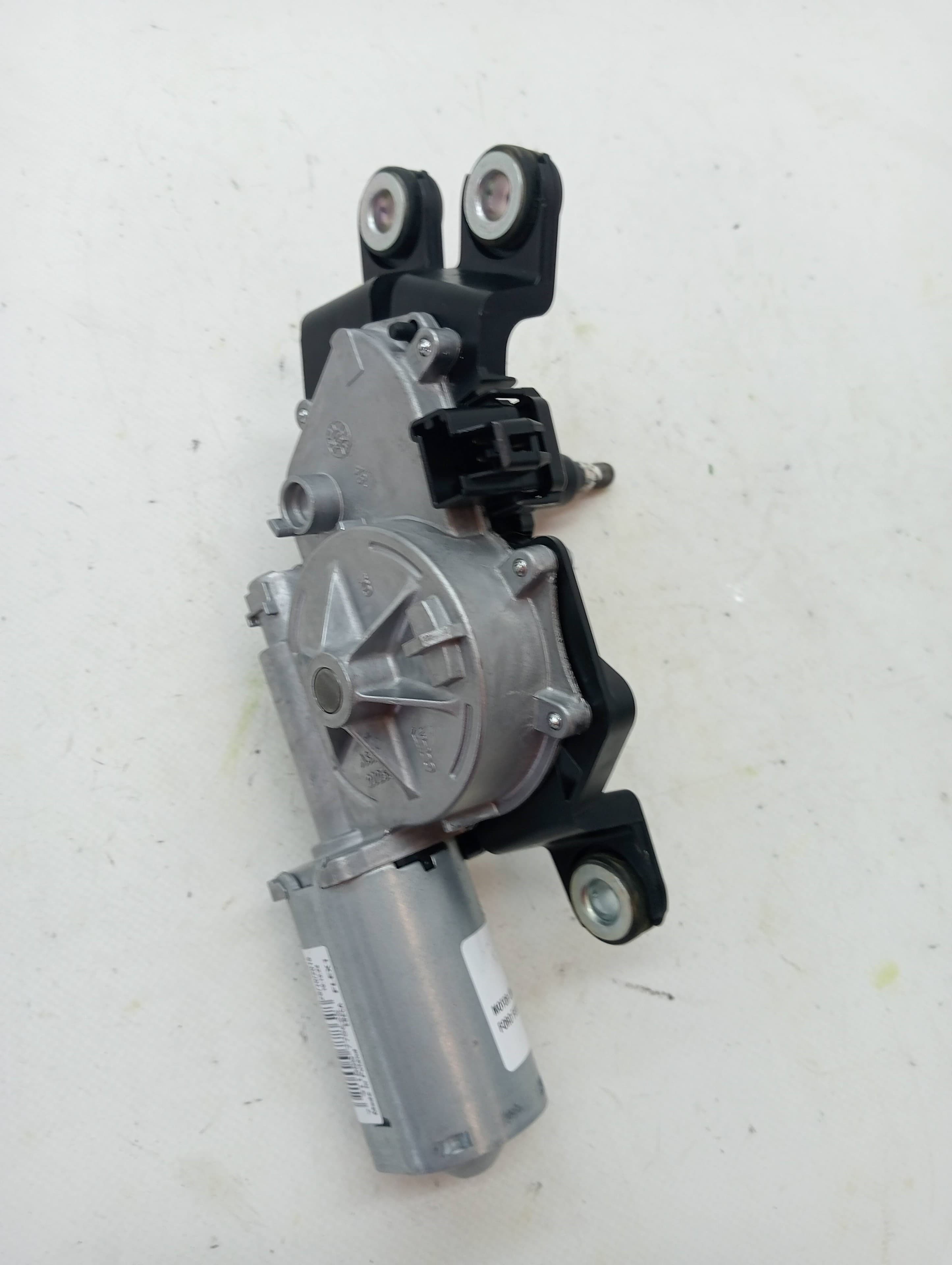 Motor limpia trasero FORD FIESTA (CE1) 2