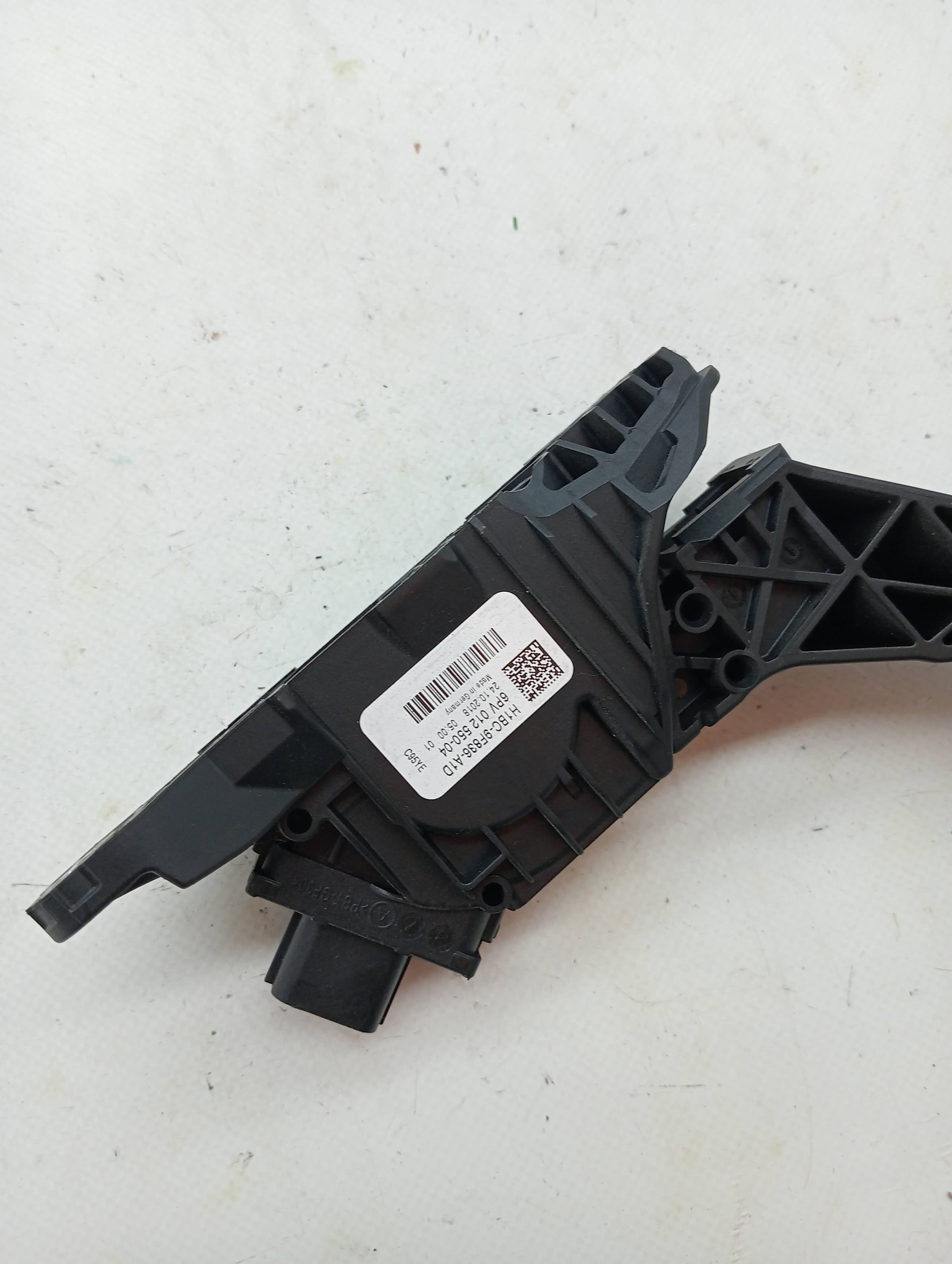 Pedal acelerador FORD FIESTA (CE1) 2