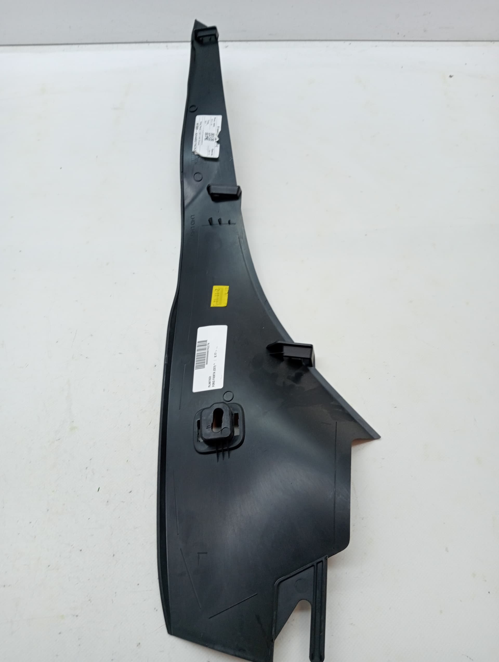 Plastico FORD FIESTA (CE1) 3