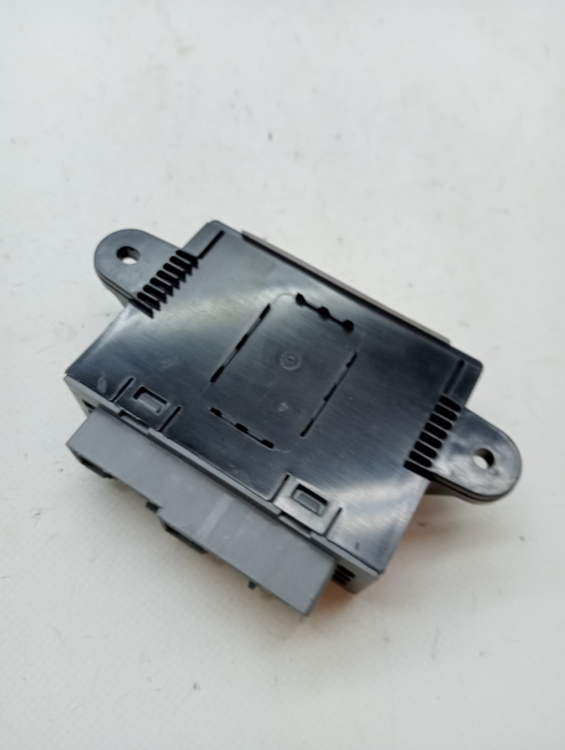 Modulo electronico FORD FIESTA (CE1) 3
