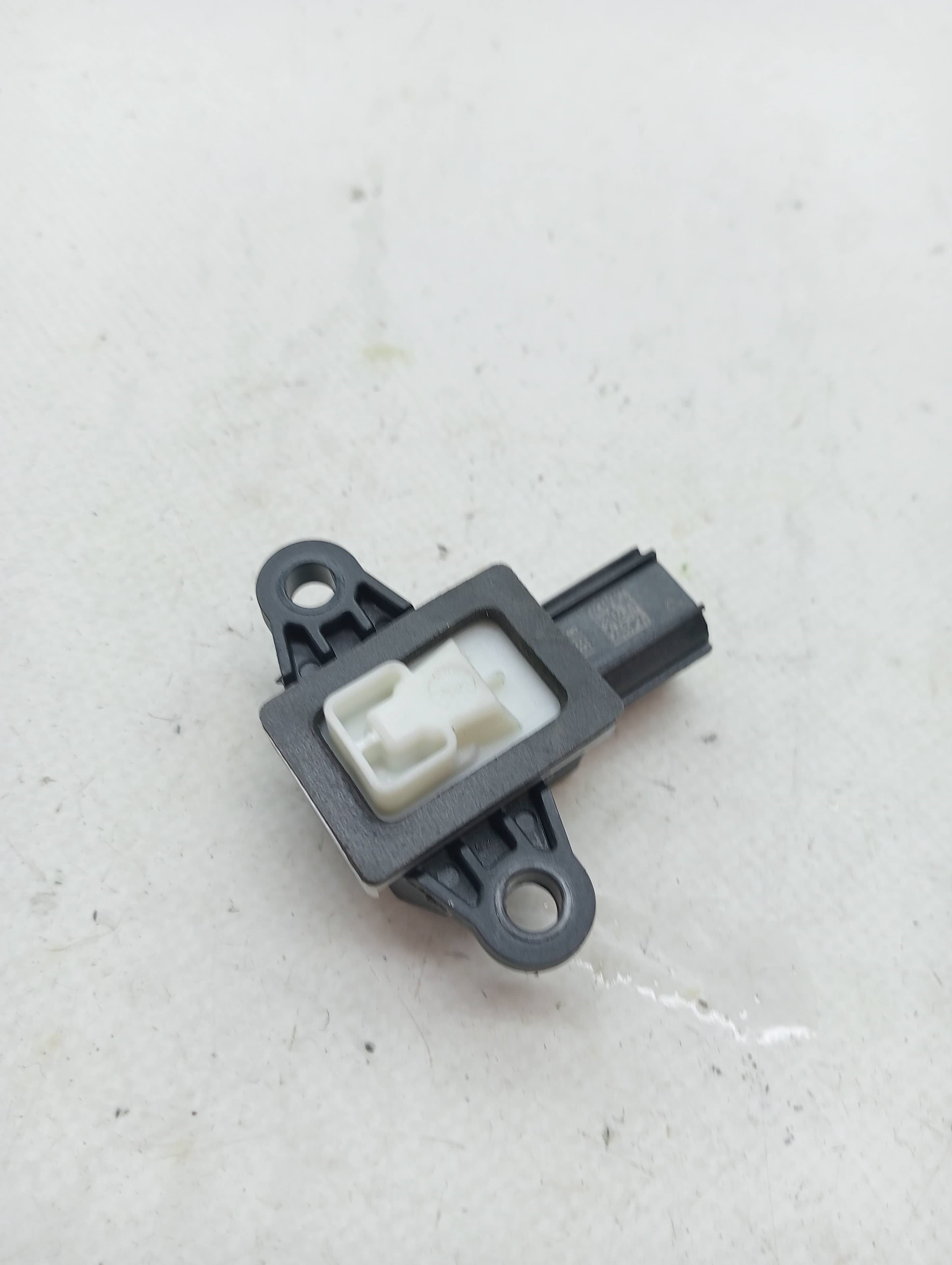 Sensor FORD FIESTA (CE1) 3