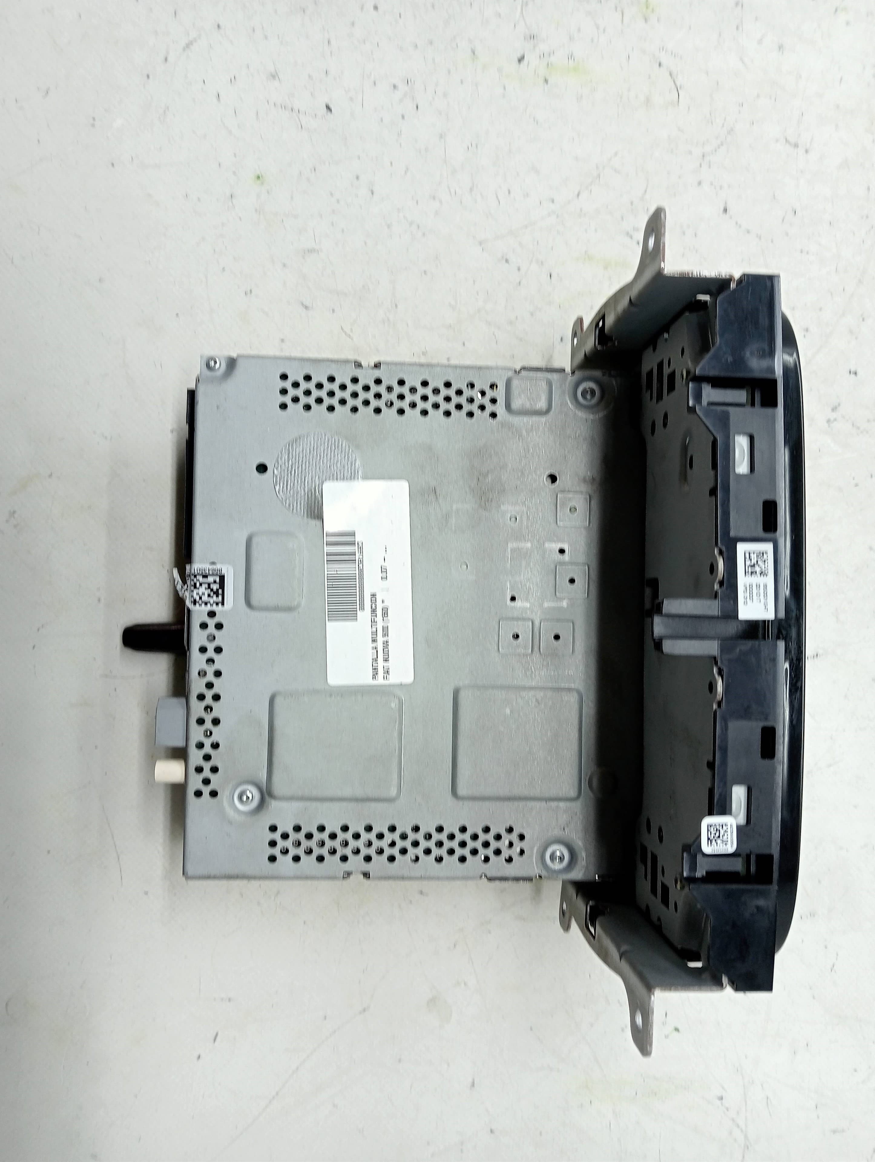 Pantalla multifuncion FIAT NUOVA 500 (150) 4
