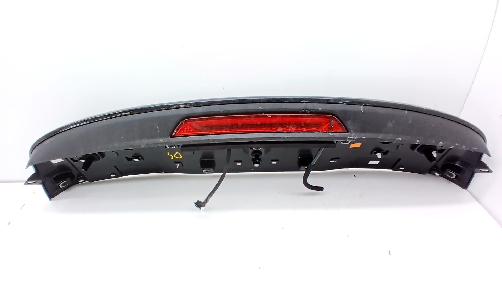 Aleron trasero PEUGEOT 2008 (P1)