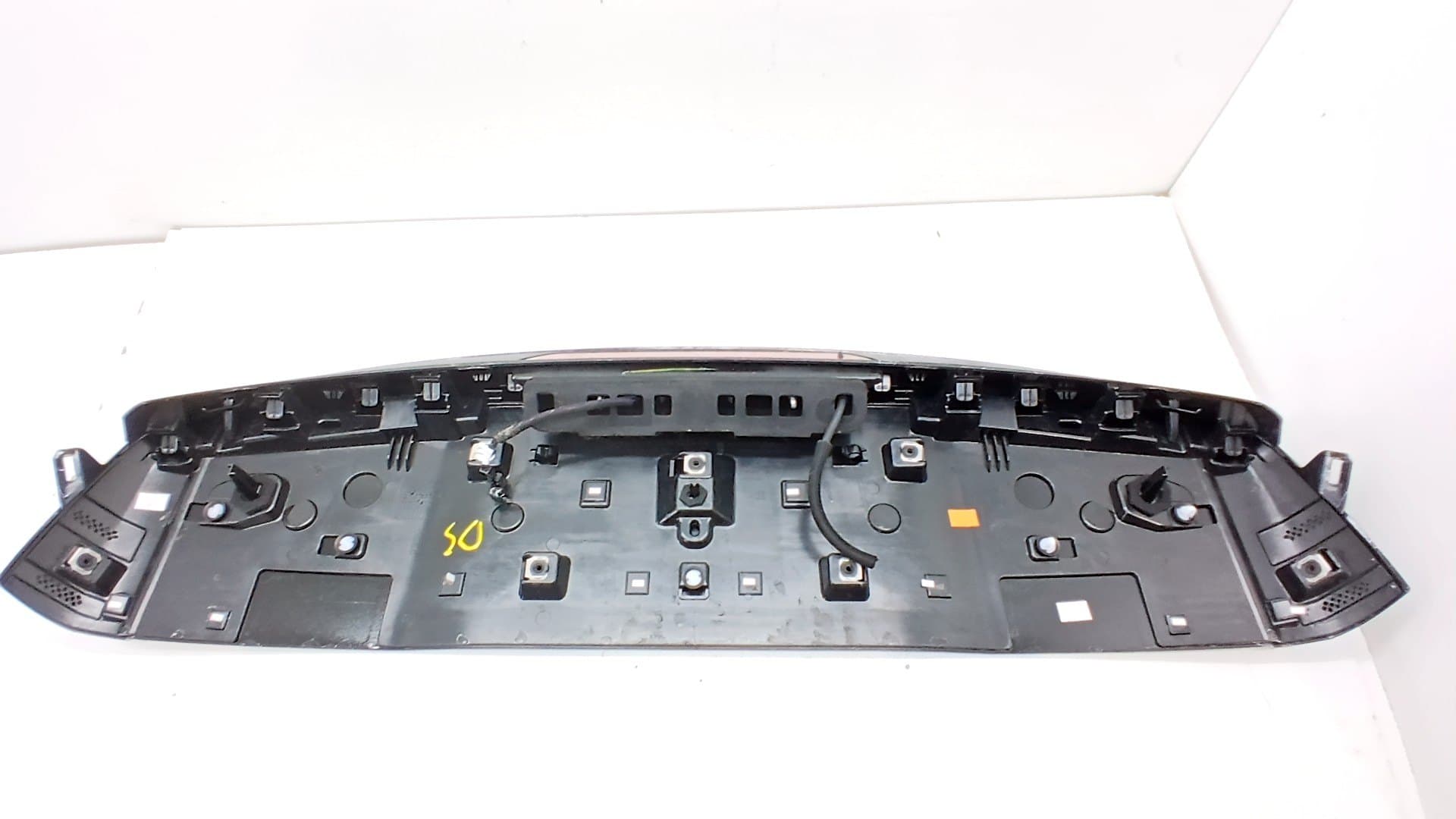 Aleron trasero PEUGEOT 2008 (P1) 3