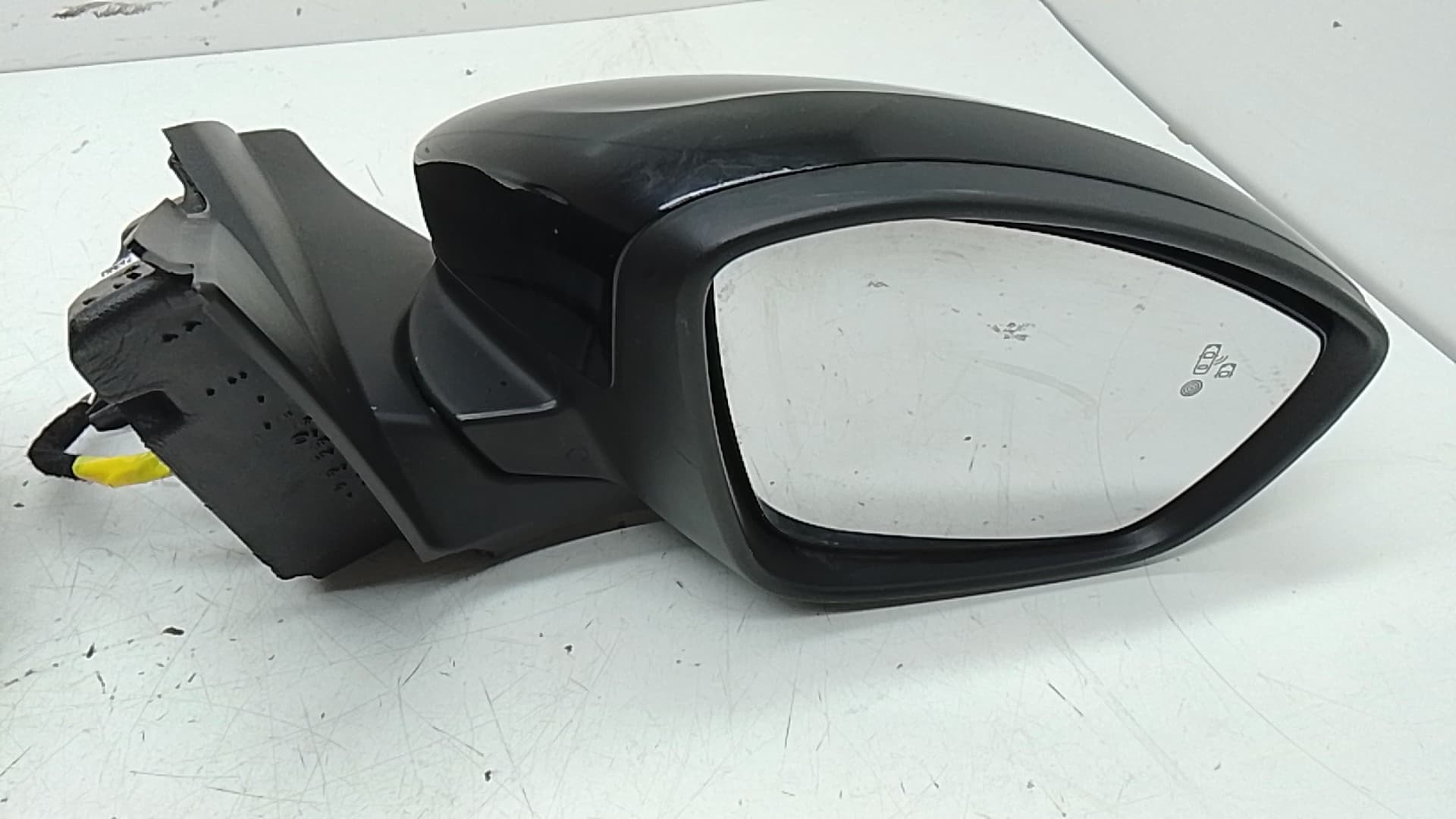 Retrovisor derecho PEUGEOT 2008 (P1)