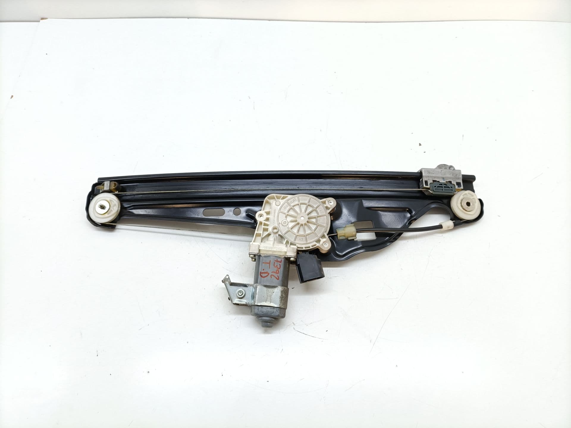 Elevalunas trasero derecho BMW SERIE 5 BERLINA (E60)