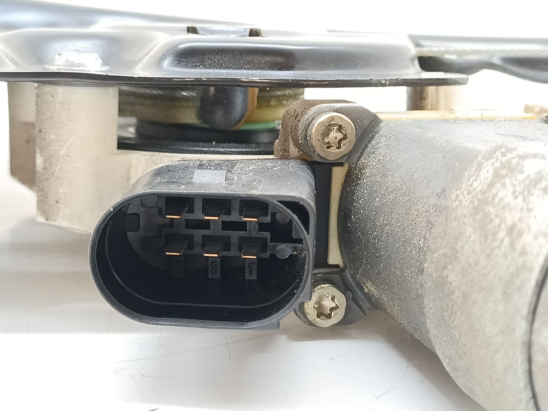 Elevalunas trasero derecho BMW SERIE 5 BERLINA (E60) 2