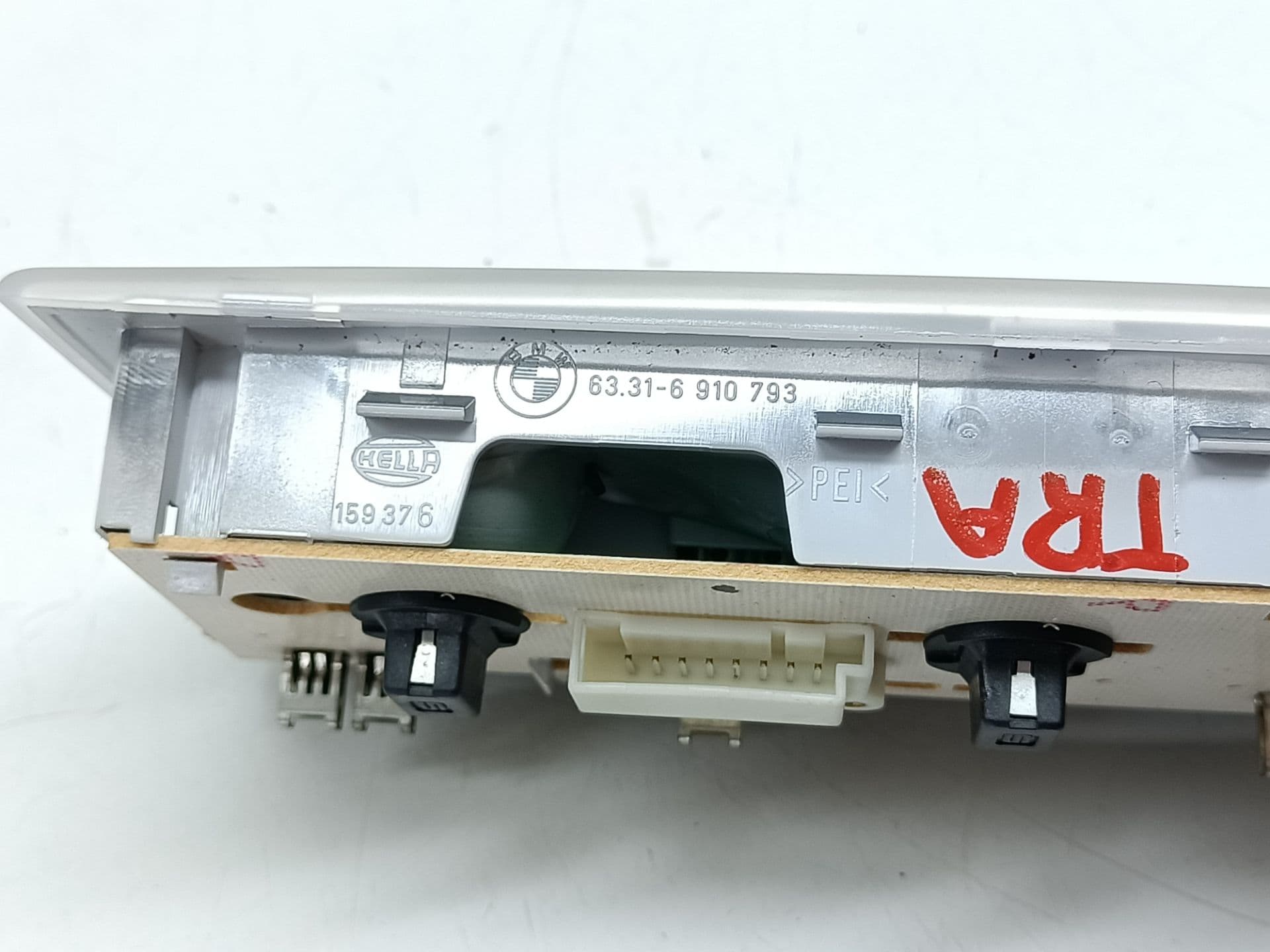 Luz interior BMW SERIE 5 BERLINA (E60) 2