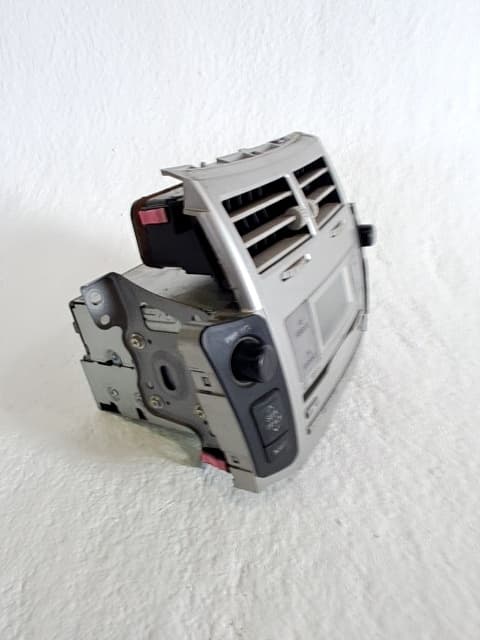 Sistema audio / radio cd TOYOTA YARIS (NCP1/NLP1/SCP1) 4