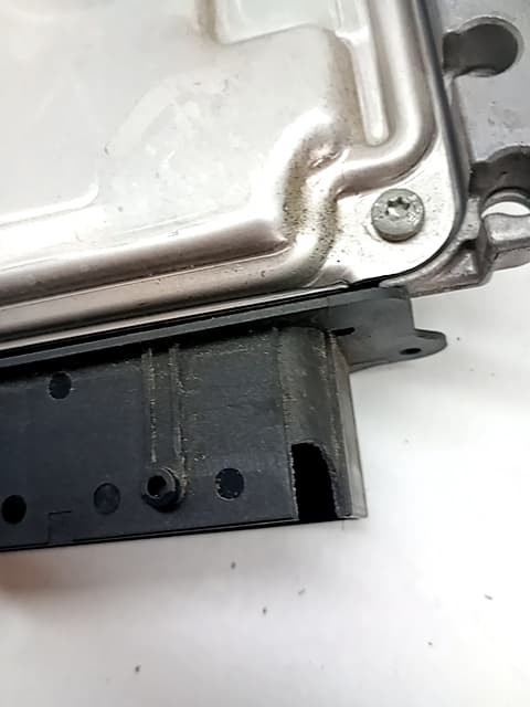 Centralita motor uce CITROEN C4 CACTUS 2