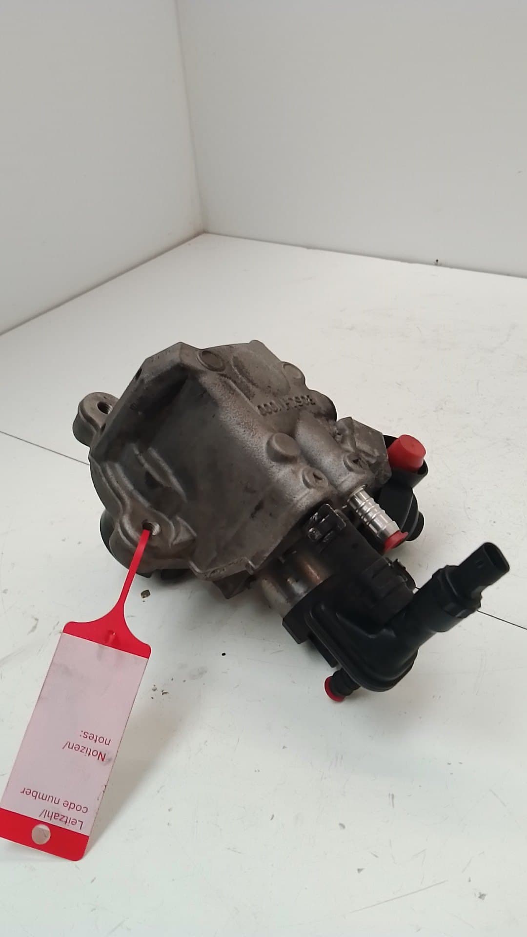 Bomba inyeccion VOLKSWAGEN PASSAT CC (357) 4