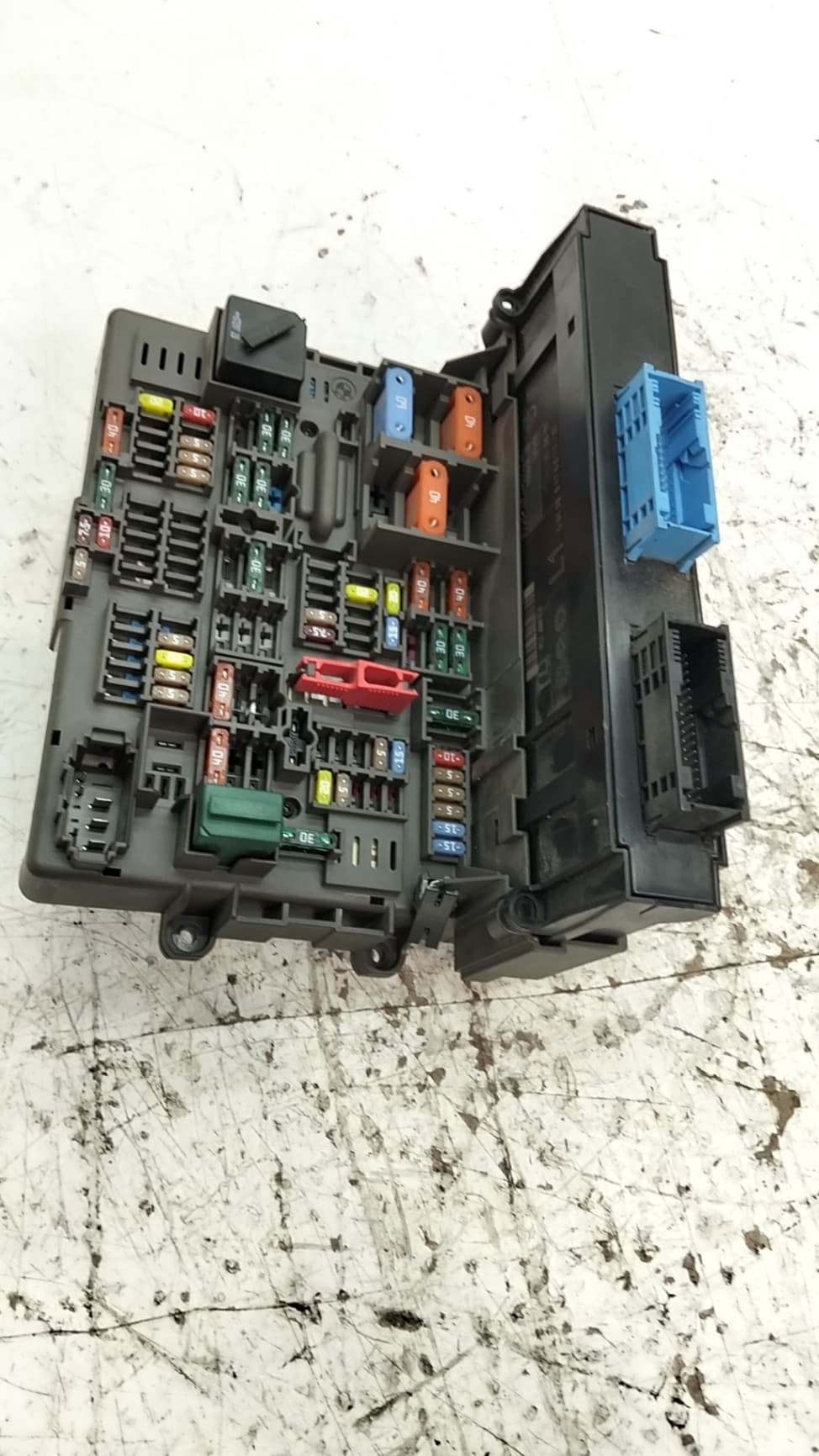 Caja fusibles BMW 3 COUPE (E92)