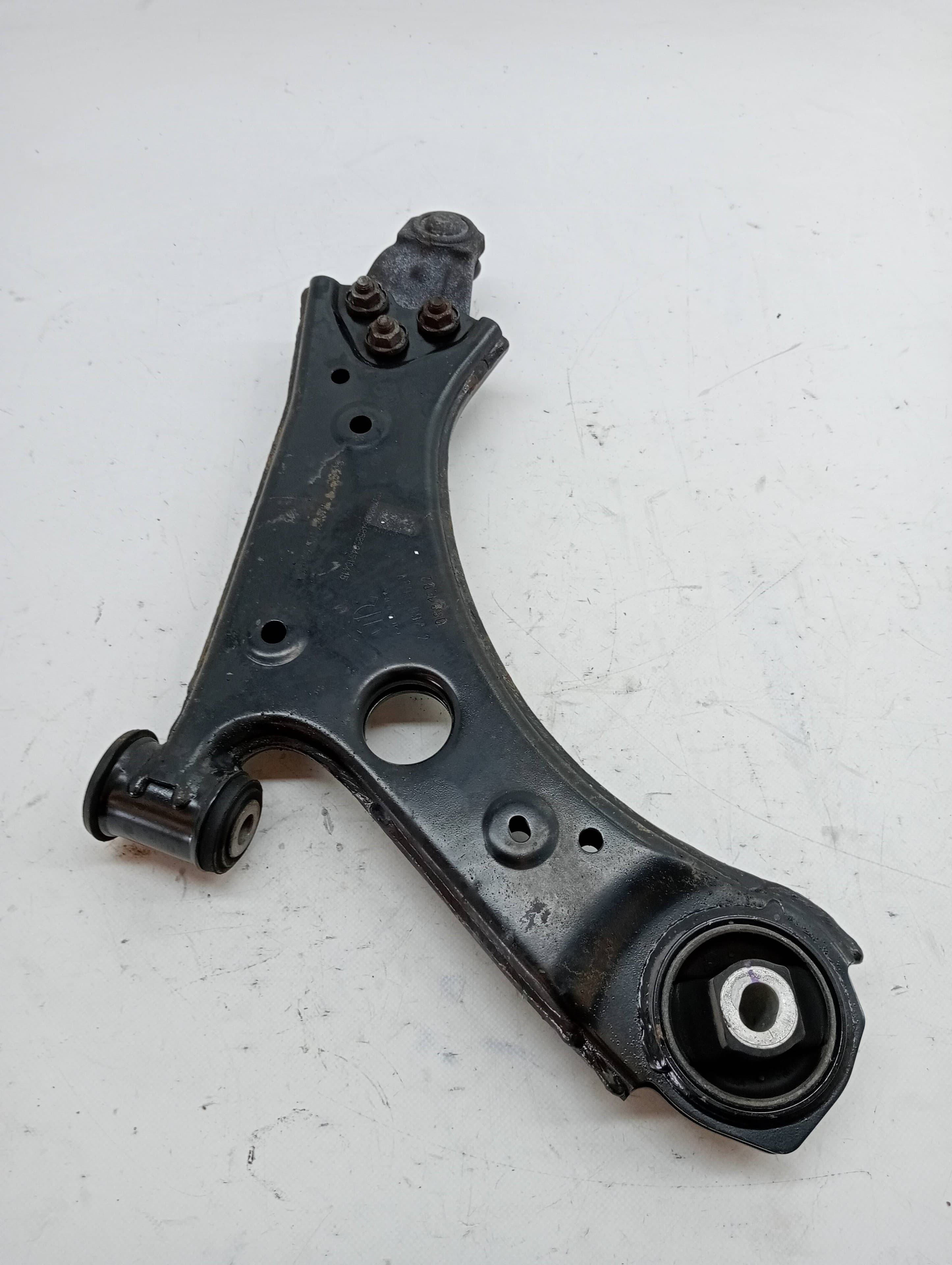 Brazo suspension inferior delantero izquierdo FIAT 500 X (334) 2