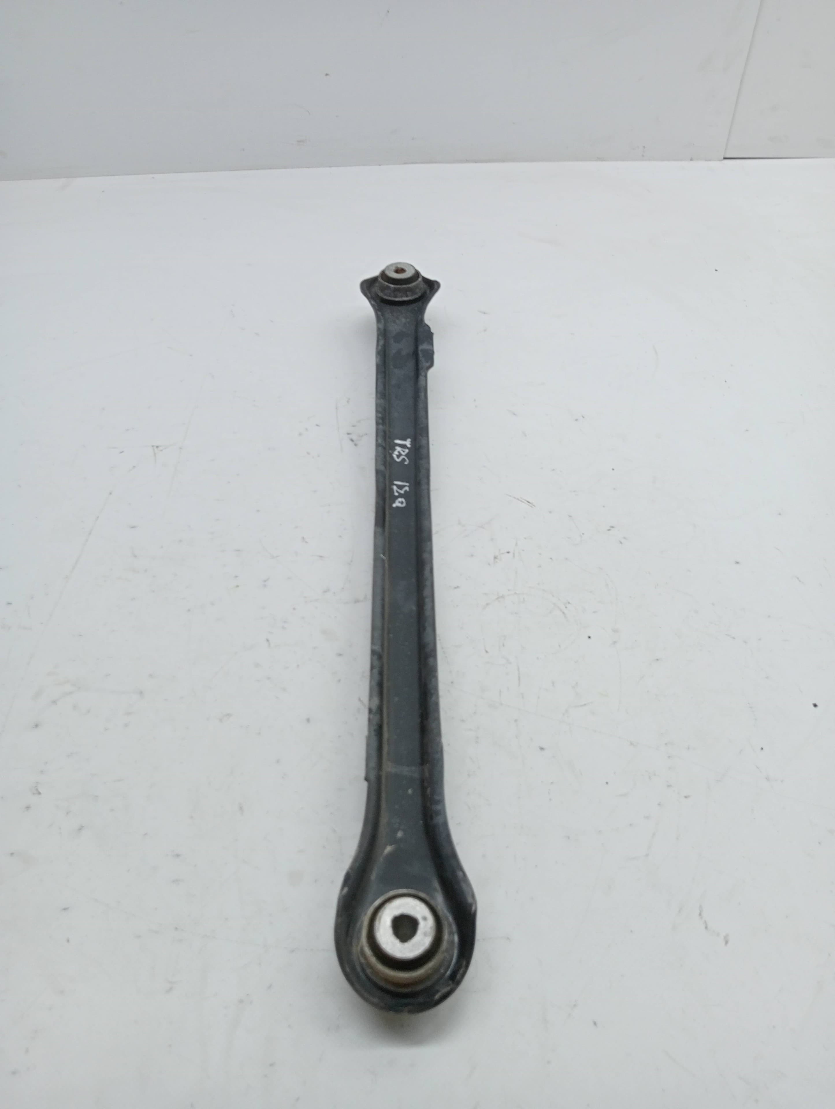 Brazo suspension superior trasero izquierdo FIAT 500 X (334) 2