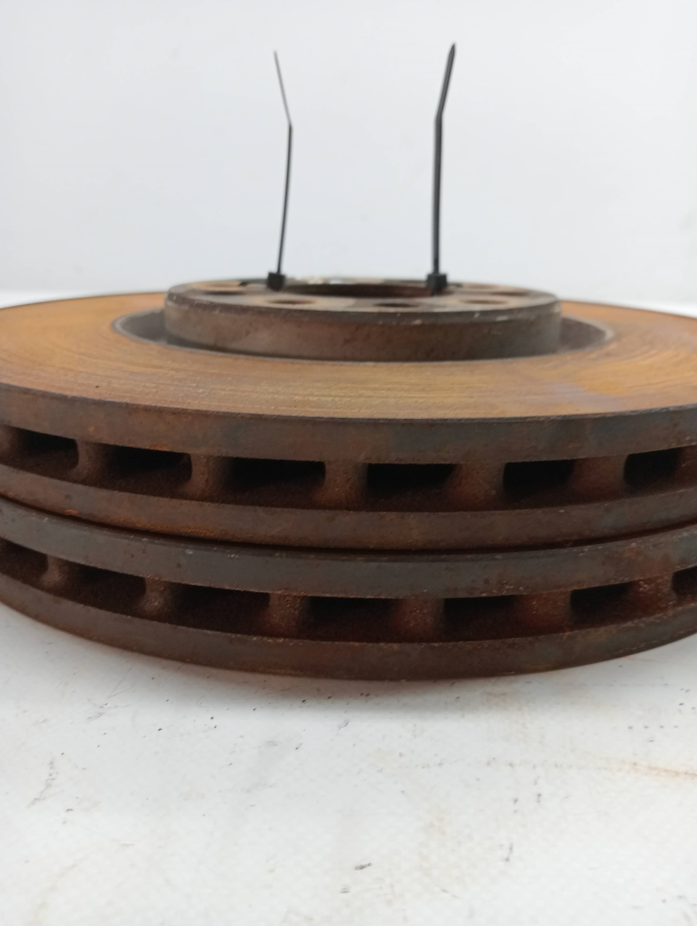 Disco freno delantero FIAT 500 X (334) 3