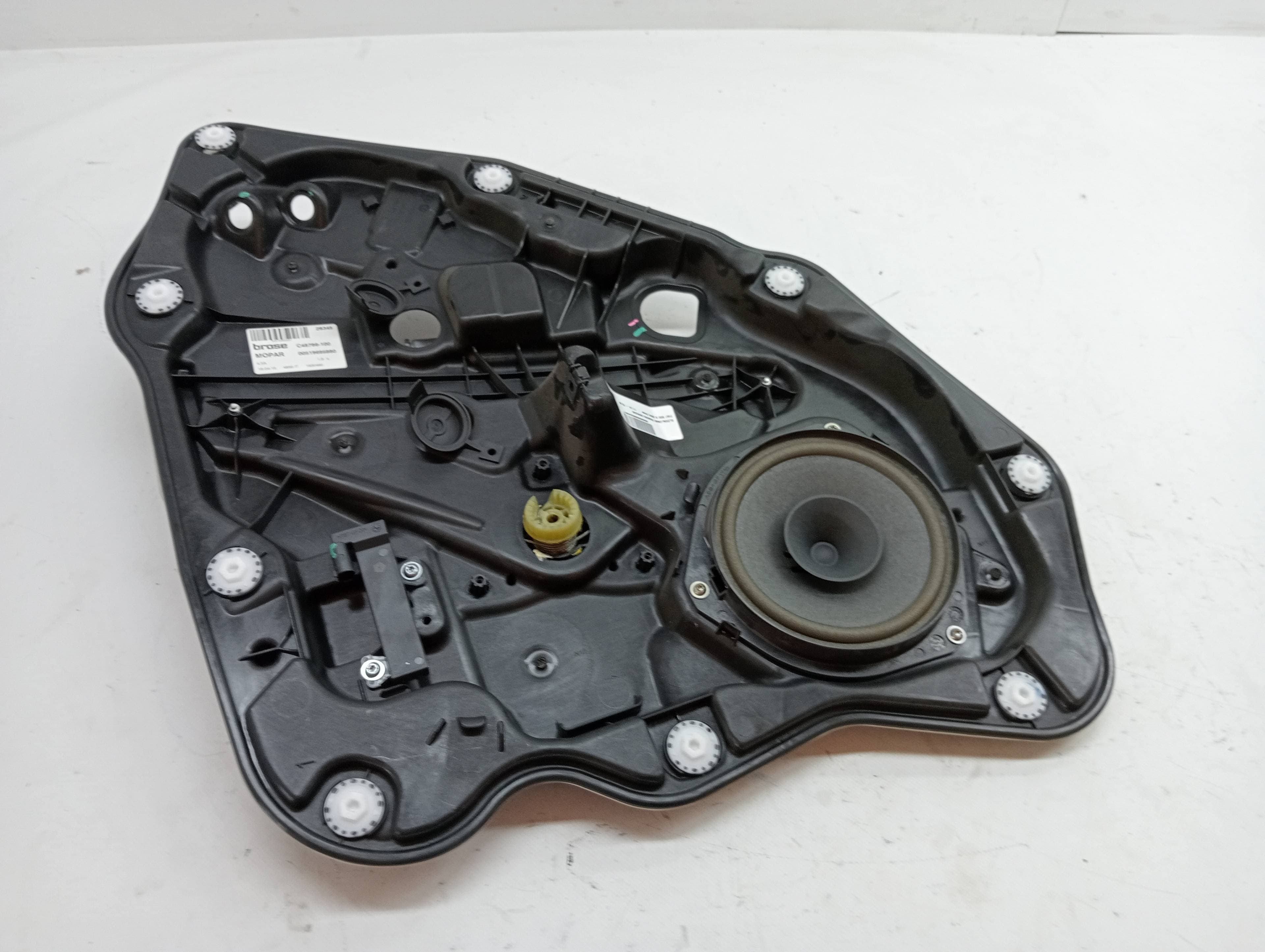 Elevalunas trasero derecho FIAT 500 X (334) 3