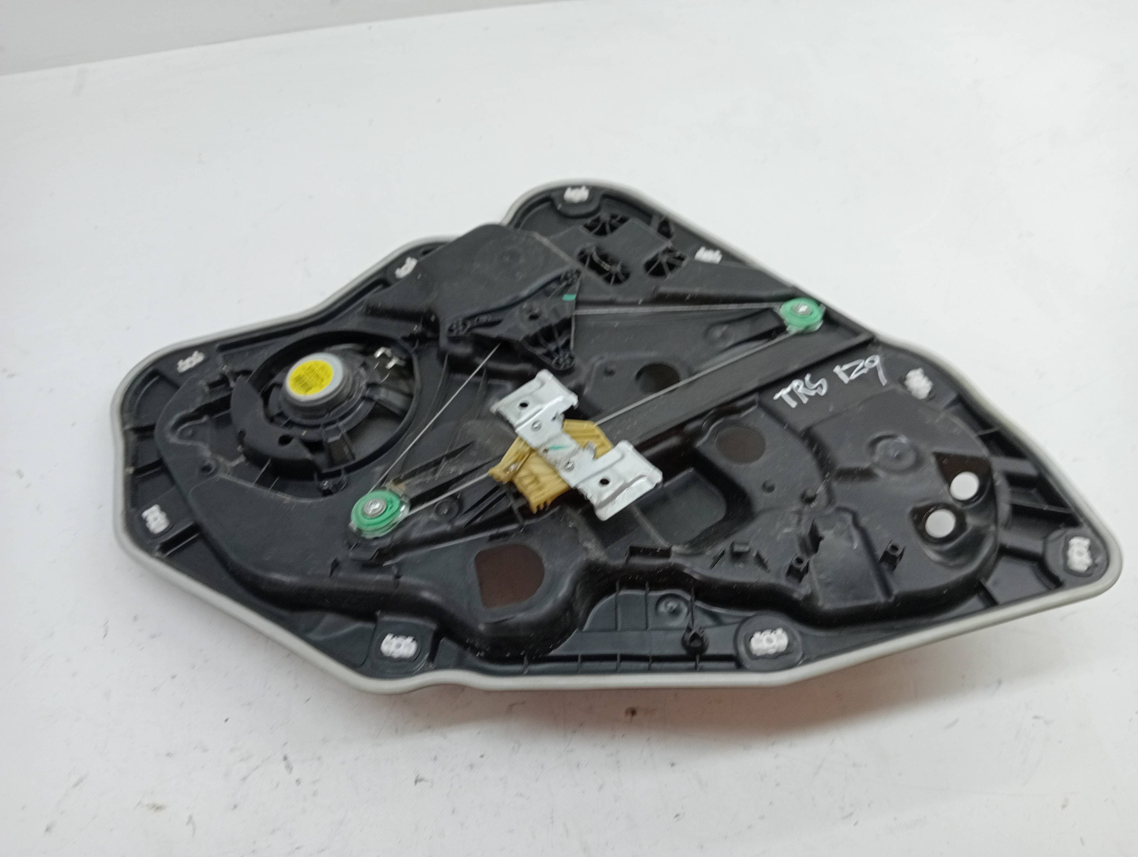 Elevalunas trasero izquierdo FIAT 500 X (334)