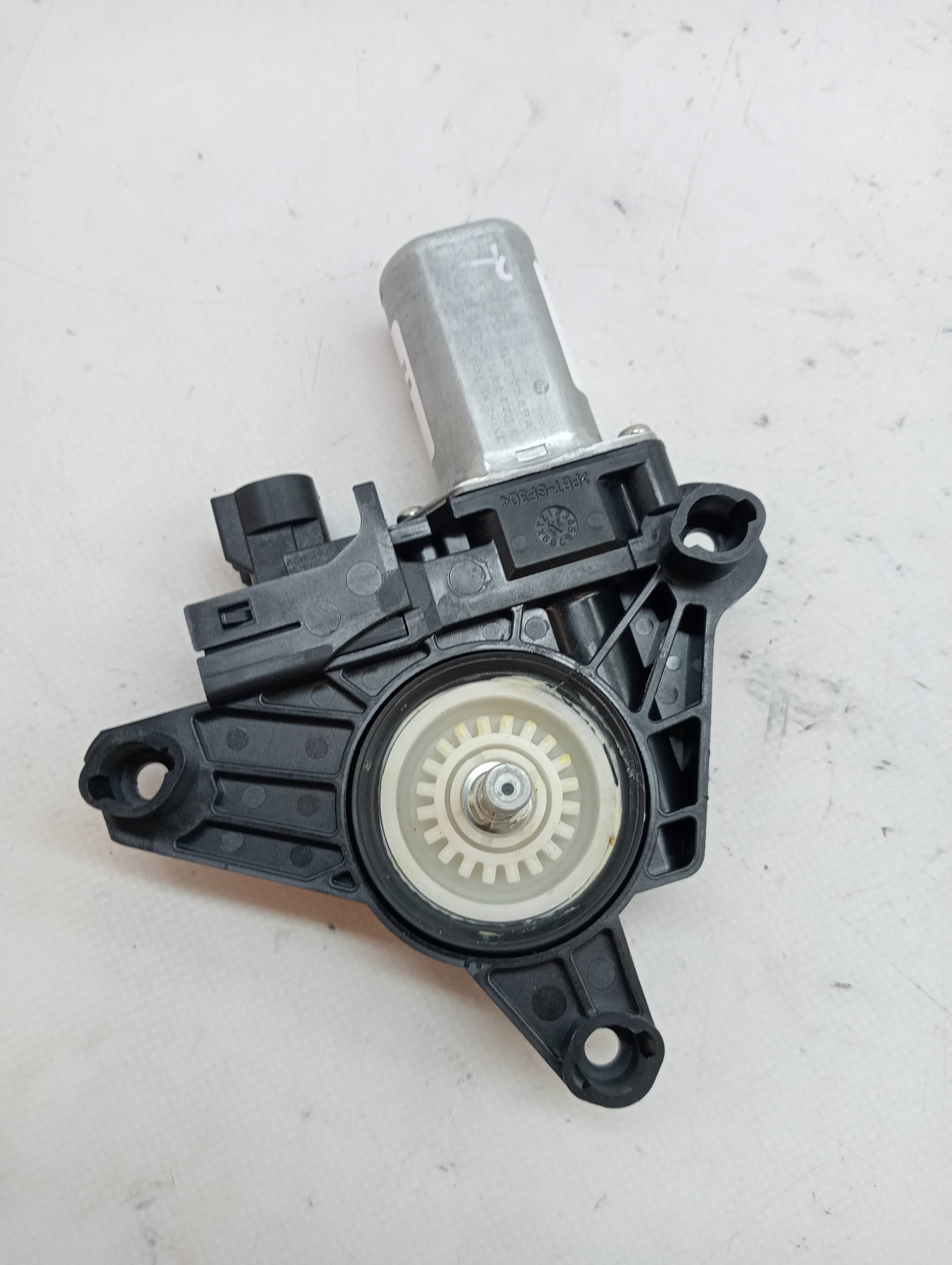 Motor elevalunas trasero izquierdo FIAT 500 X (334) 2