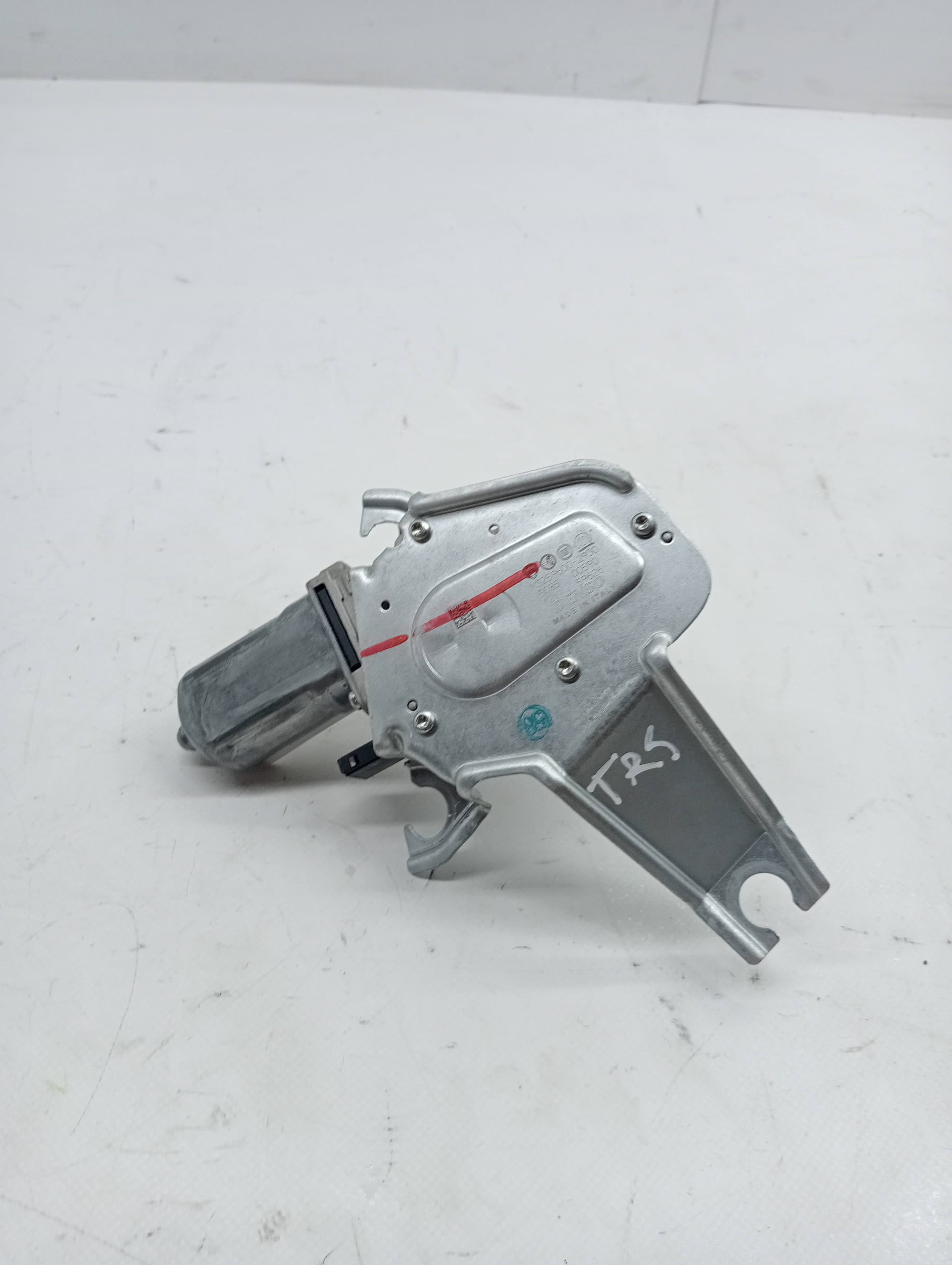 Motor limpia trasero FIAT 500 X (334) 2