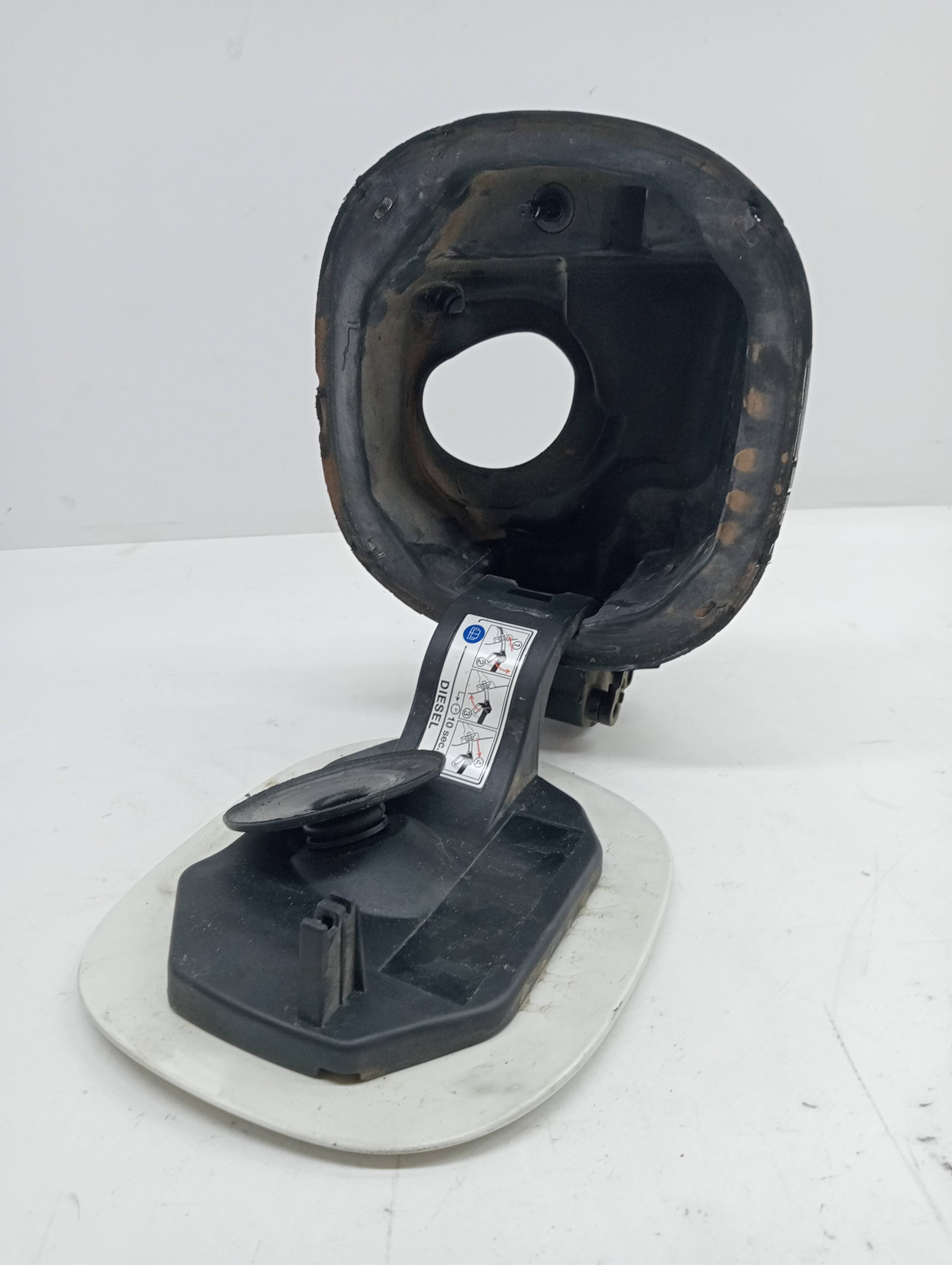 Tapa exterior combustible FIAT 500 X (334)