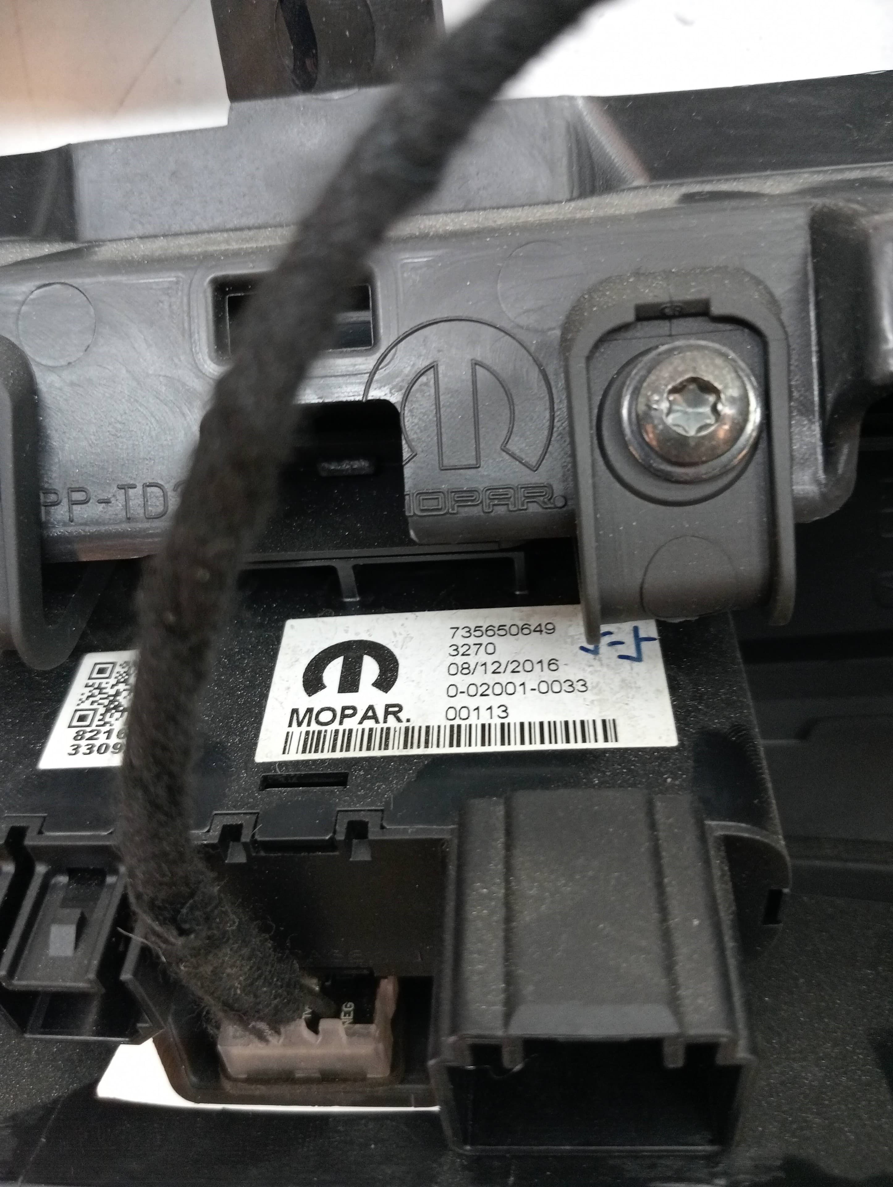 Plastico FIAT 500 X (334) 2