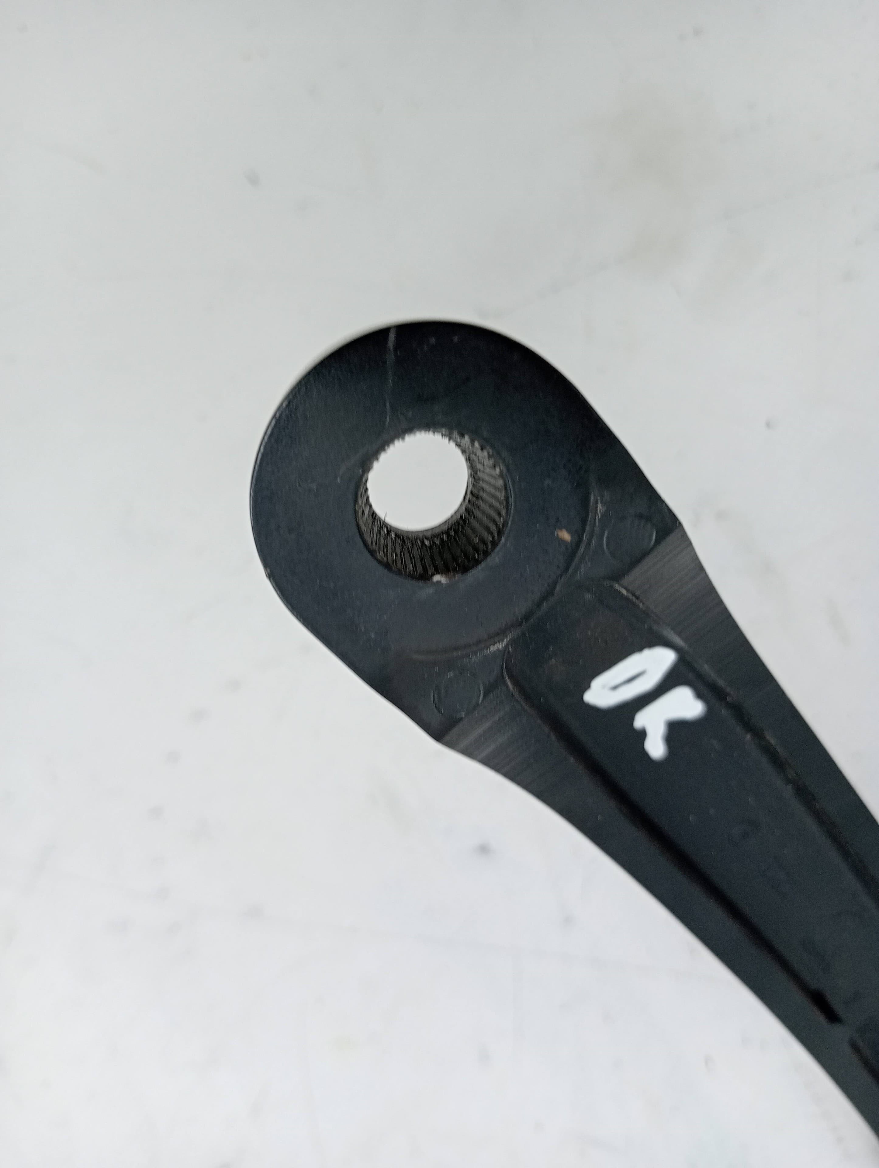 Brazo limpia delantero derecho FIAT 500 X (334) 3