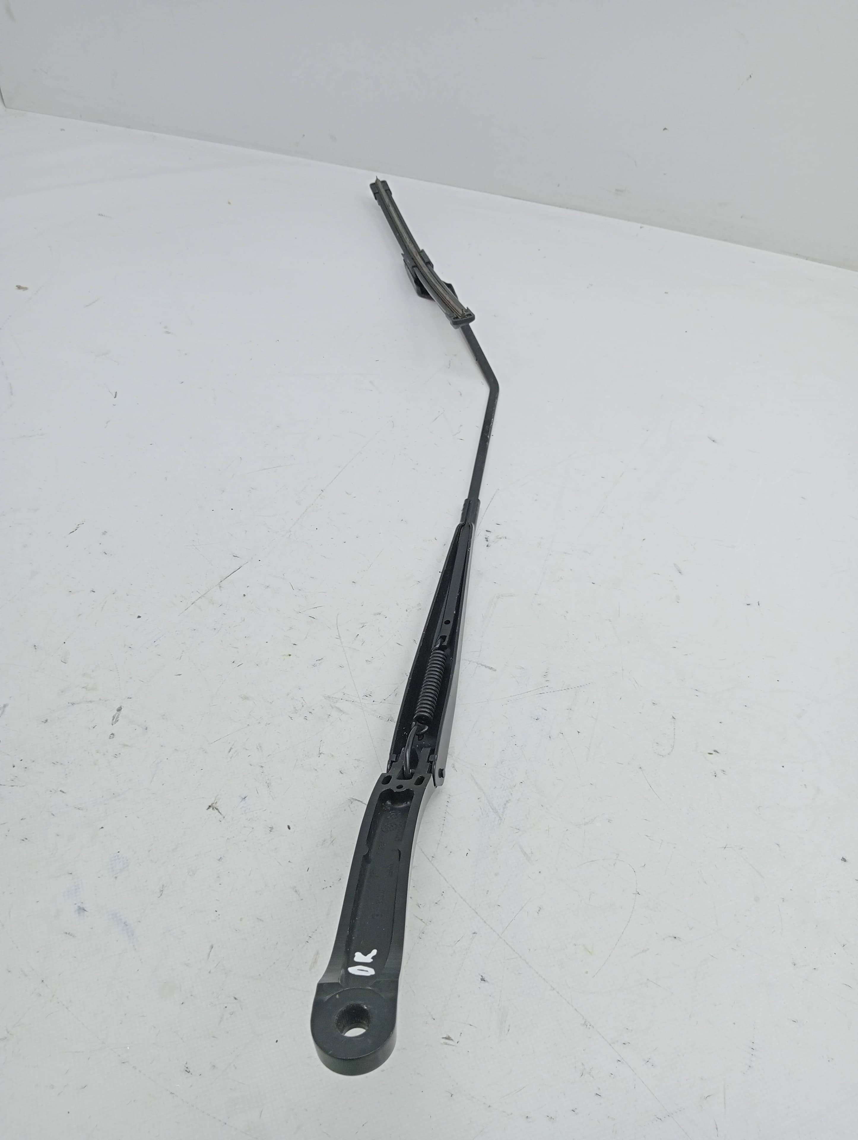 Brazo limpia delantero derecho FIAT 500 X (334) 2