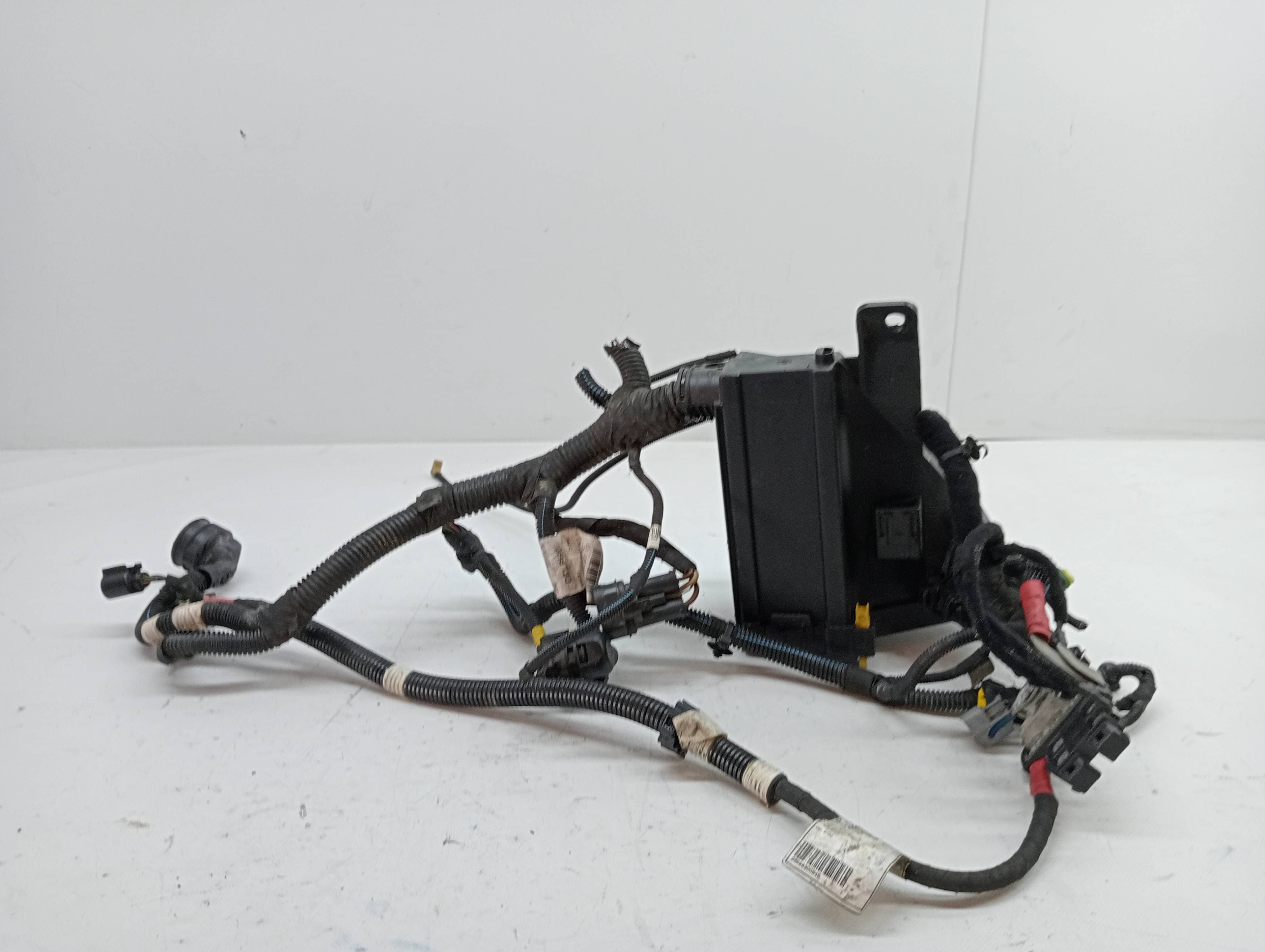 Caja reles / fusibles FIAT 500 X (334) 3