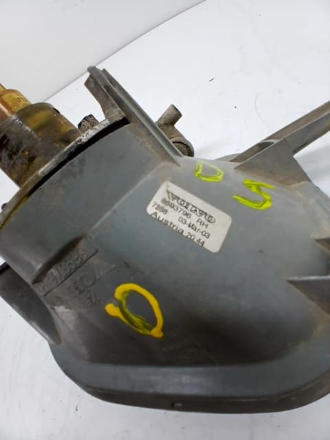 Faro antiniebla derecho VOLVO XC90 3